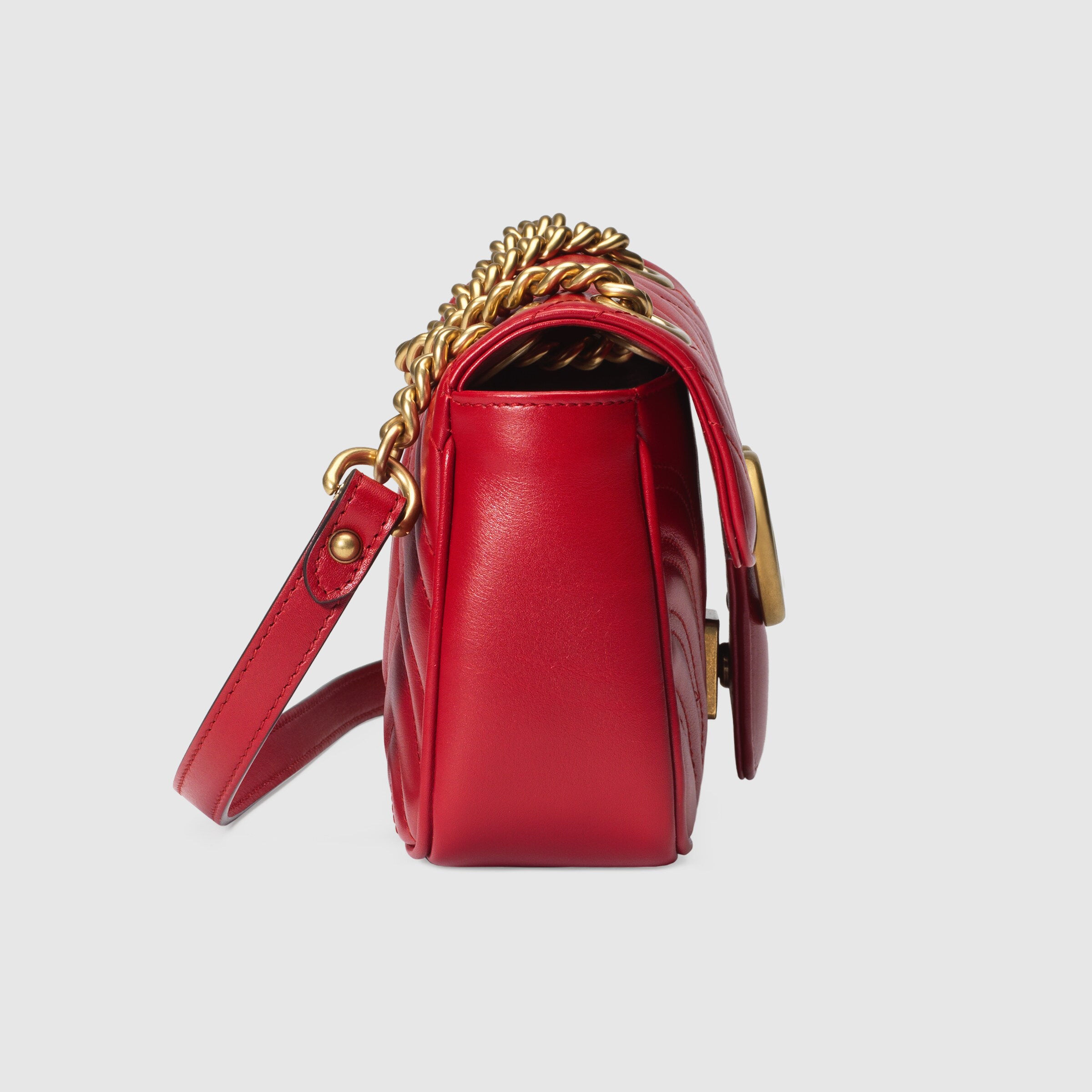 446744_DTDIT_6433_004_055_0000_Light-GG-Marmont-matelass-mini-bag.jpg