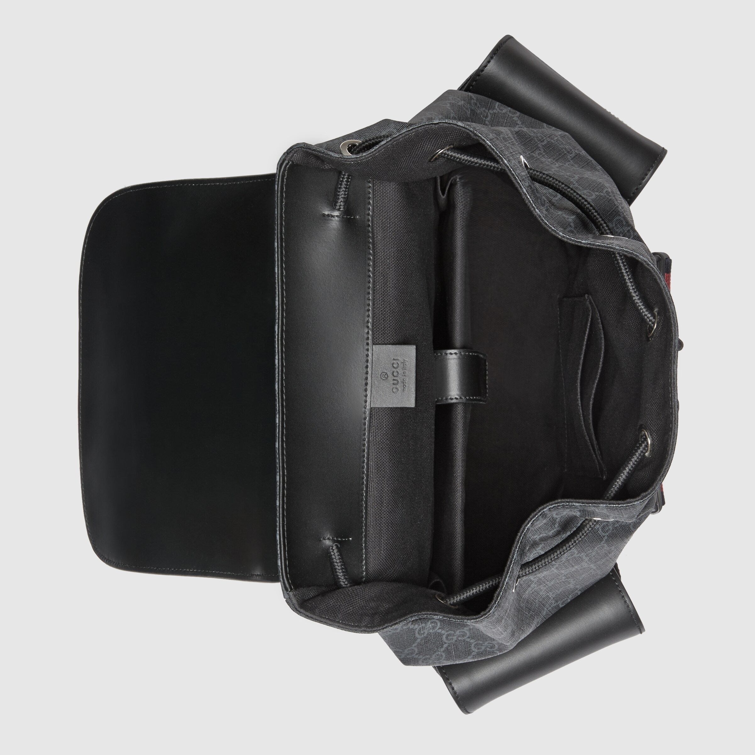 495563_K9R8X_1071_008_100_0000_Light-GG-Black-backpack.jpg