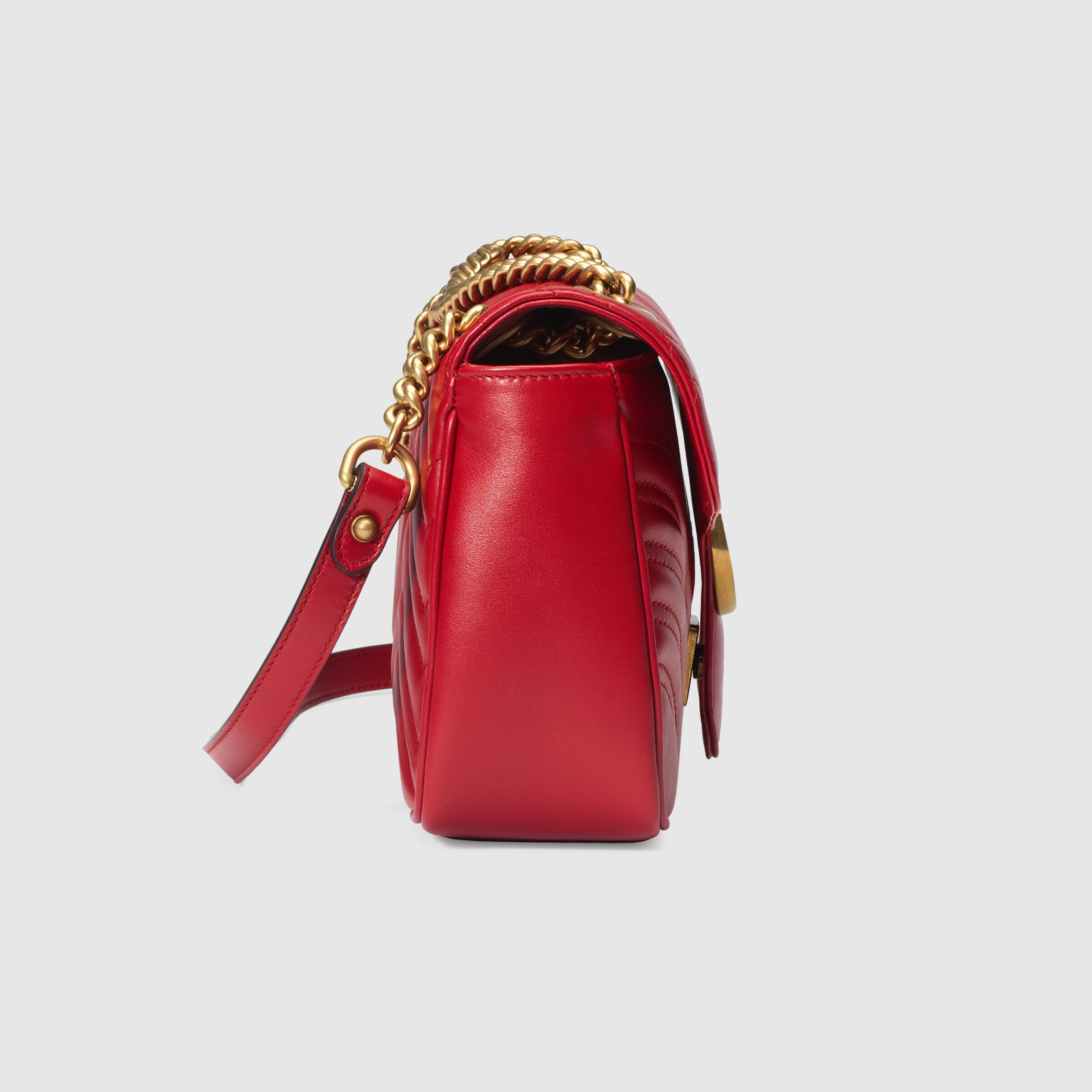 443497_DTDIT_6433_004_063_0000_Light-GG-Marmont-small-matelass-shoulder-bag.jpg