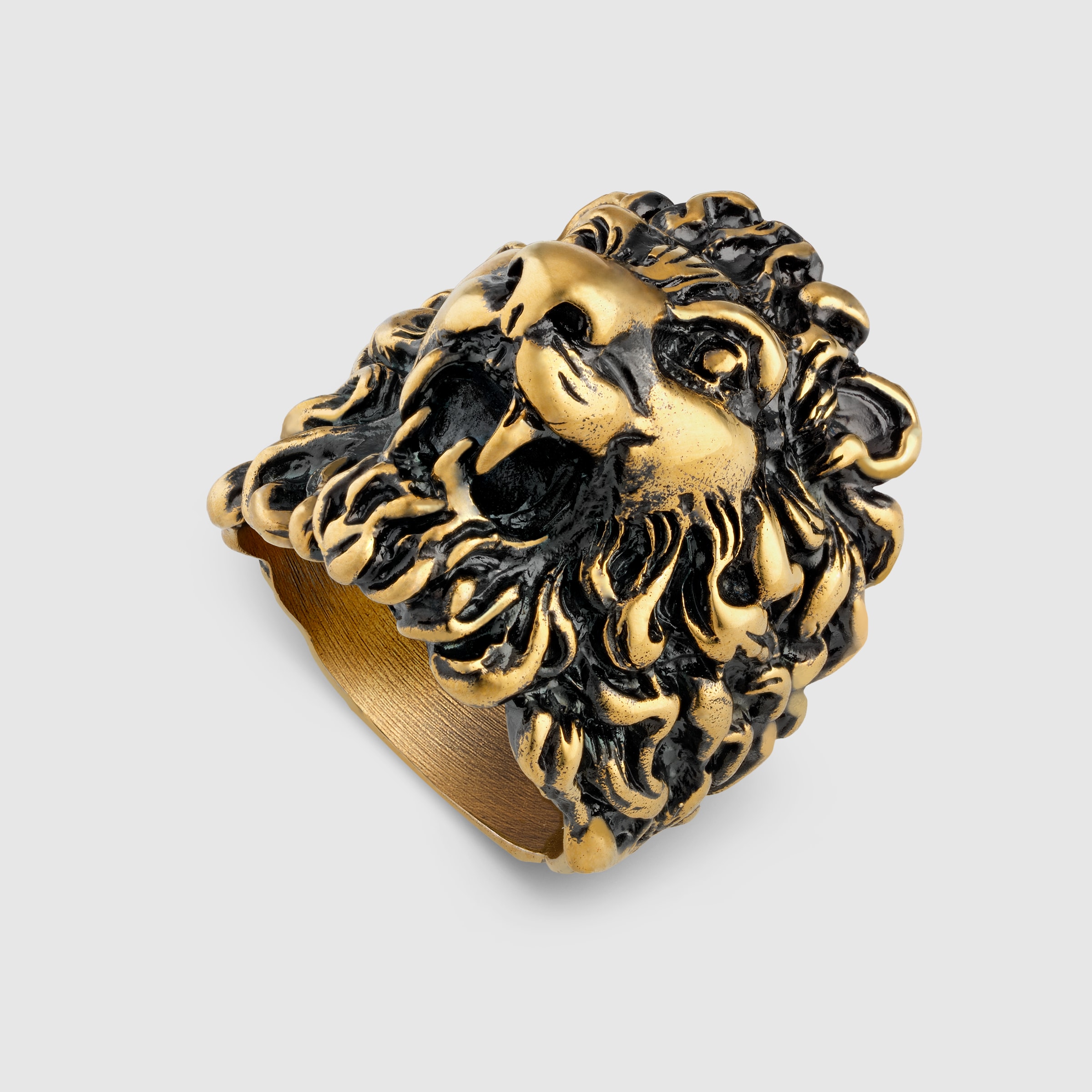 398601_I4600_8233_002_100_0000_Light-Ring-with-lion-head.jpg
