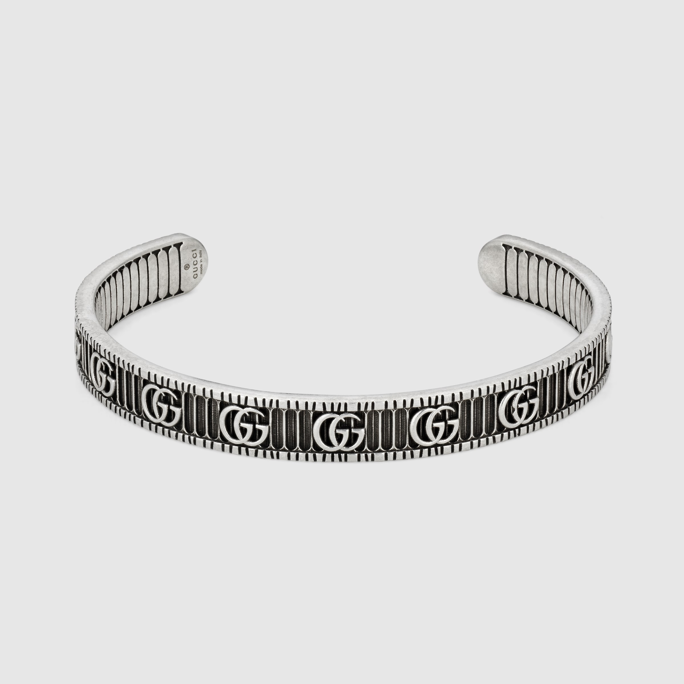 551903_J8400_0811_001_100_0000_Light-Bracelet-with-Double-G-in-silver.jpg