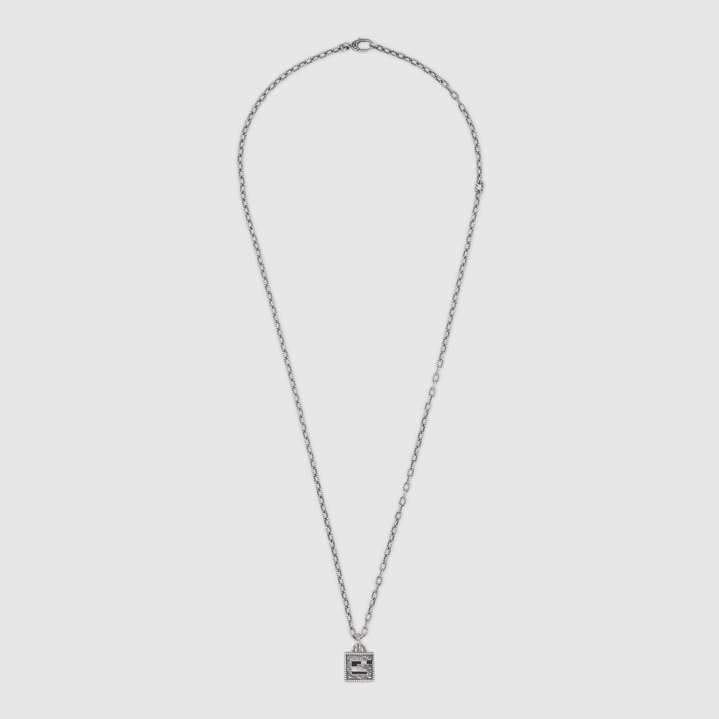 552768_J8400_0811_002_100_0000_Light-Necklace-with-Square-G-cross-in-silver.jpg