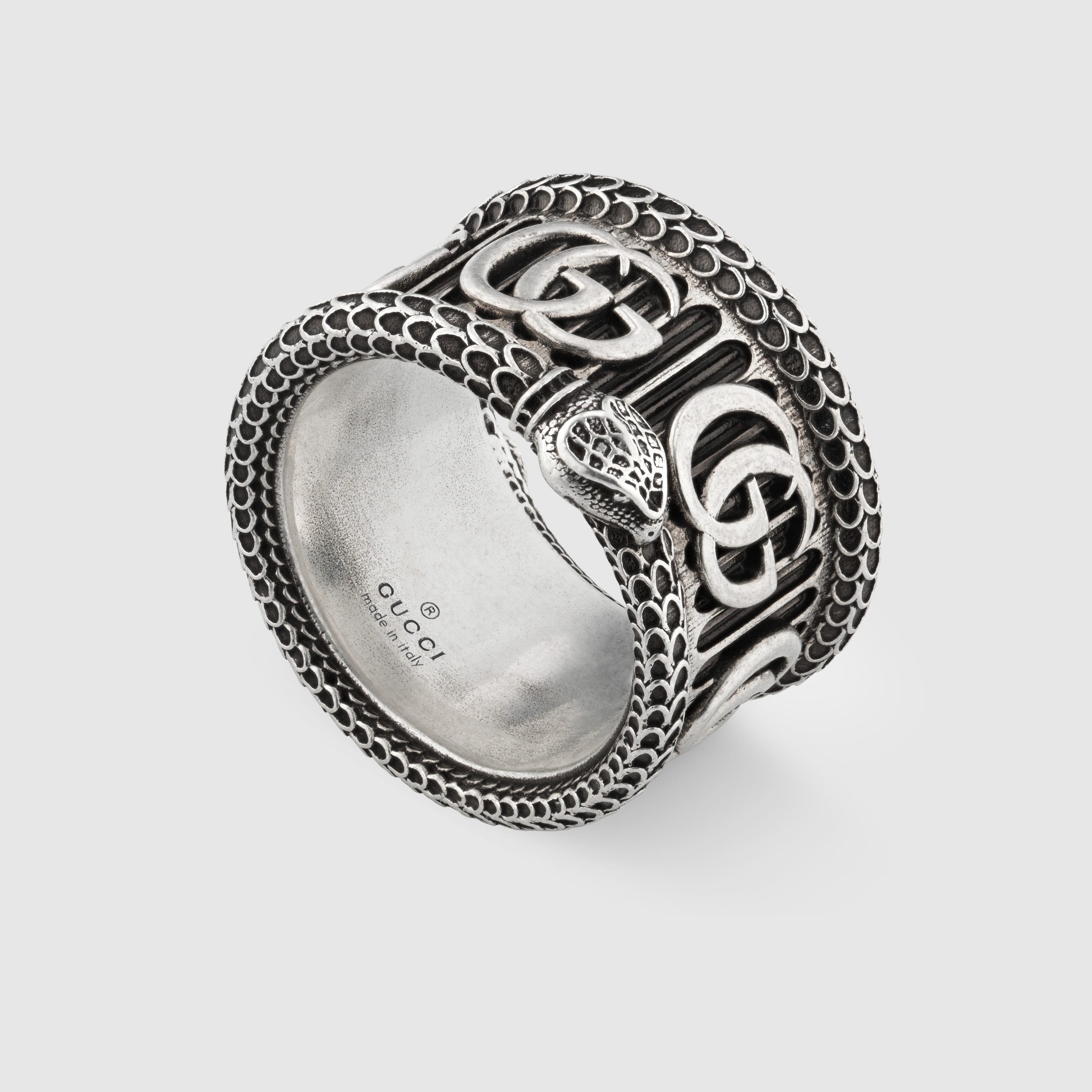577201_J8400_0811_002_100_0000_Light-Silver-ring-with-Double-G.jpg