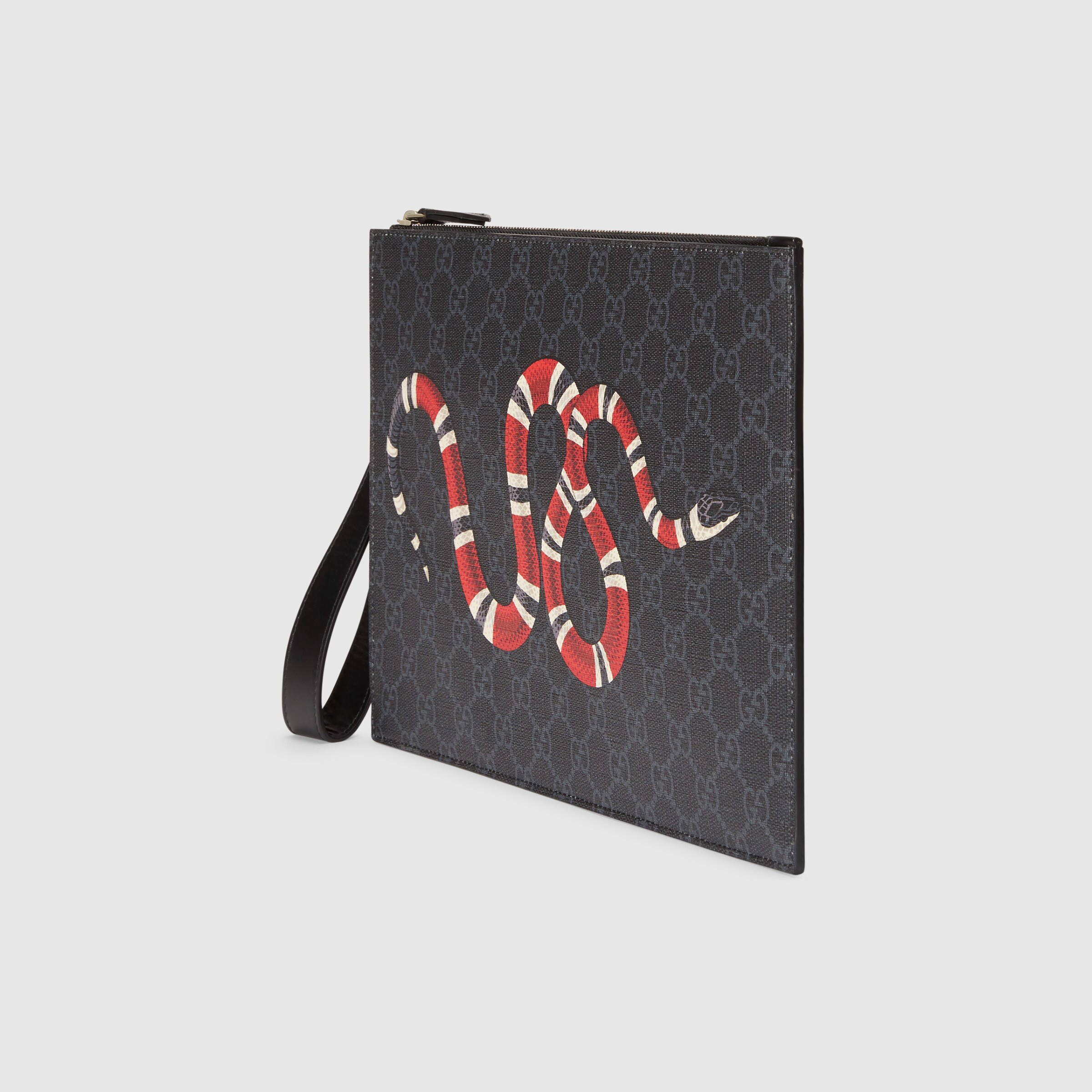 473904_GZN1N_1058_002_100_0017_Light-Gucci-Bestiary-pouch-with-Kingsnake.jpg