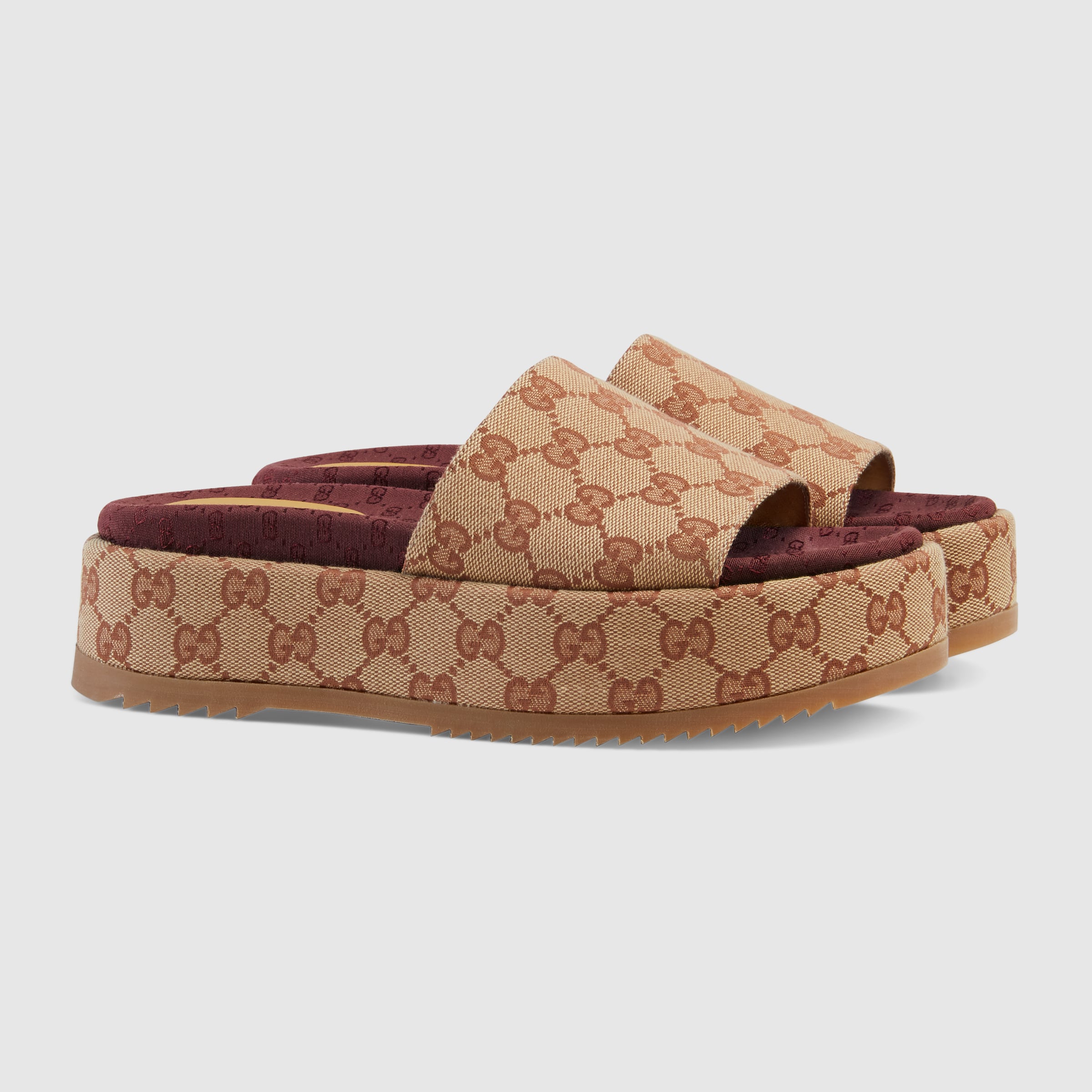 573018_KQW00_8366_002_100_0000_Light-Womens-Original-GG-slide-sandal.jpg