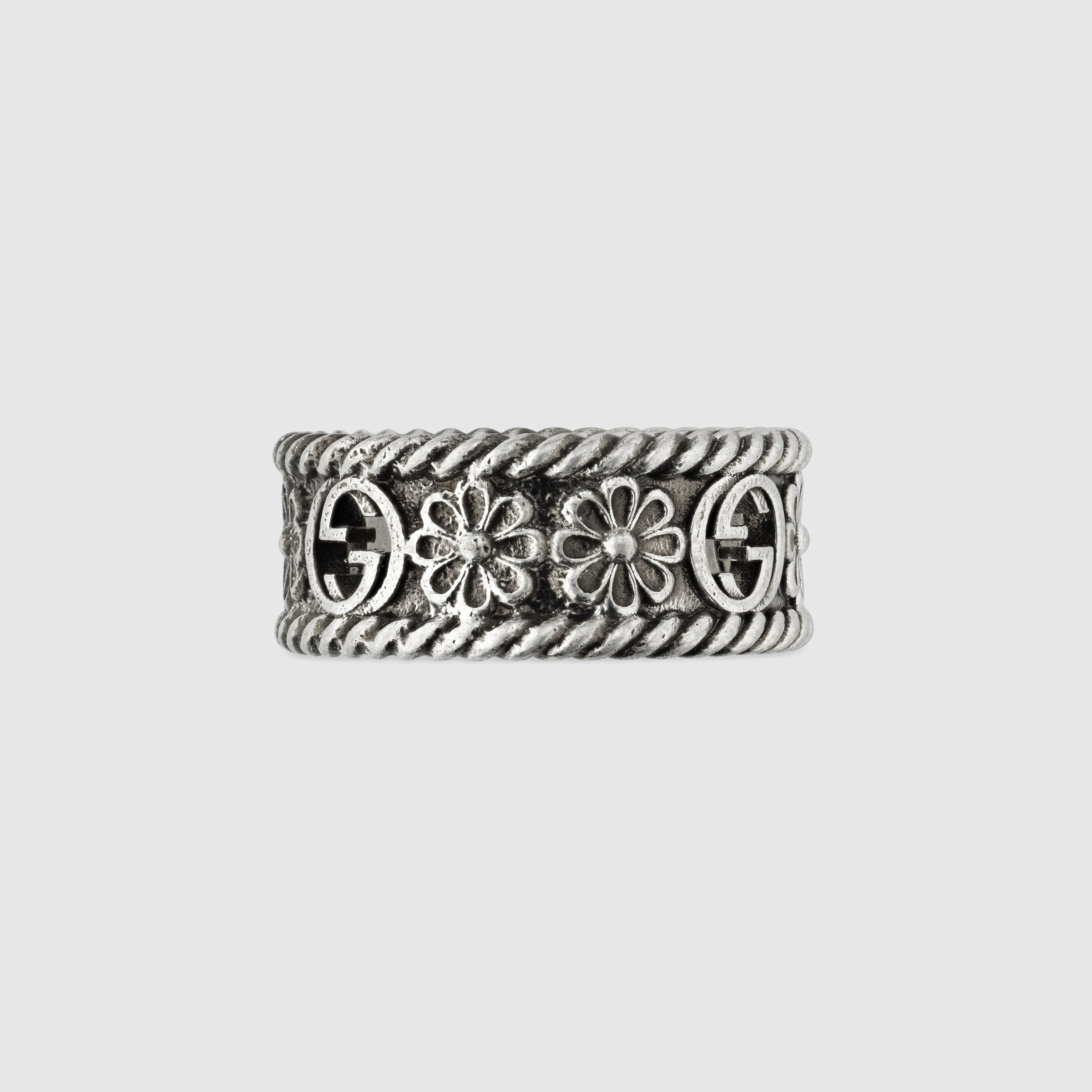 577263_J8400_0811_004_100_0000_Light-Interlocking-G-silver-ring.jpg