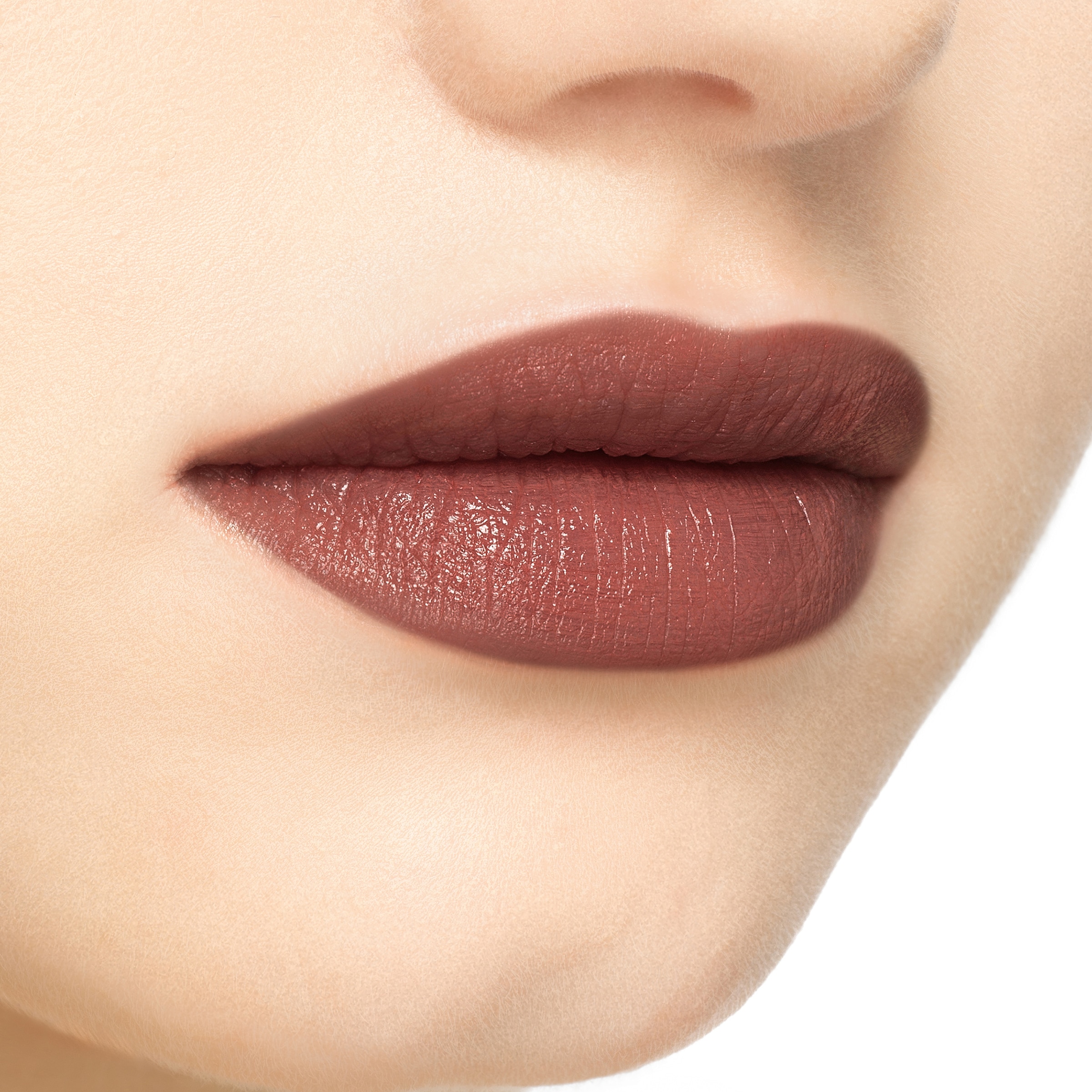 586168_9PLP7_9106_003_100_0000_Light-106-Tacey-Hazel-Rouge-Lvres-Satin-Lipstick.jpg