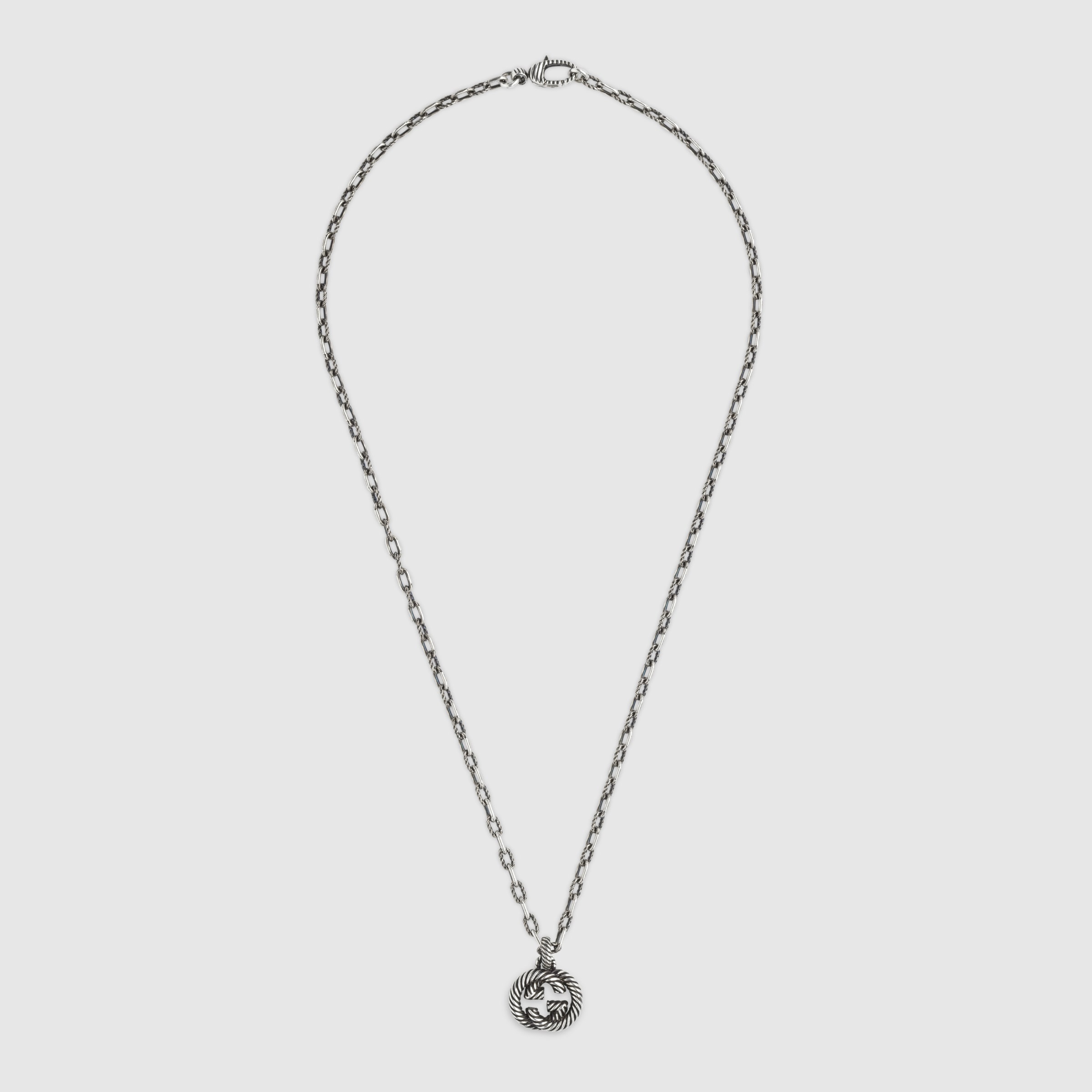 604155_J8400_0811_001_100_0000_Light-Silver-necklace-with-Interlocking-G.jpg