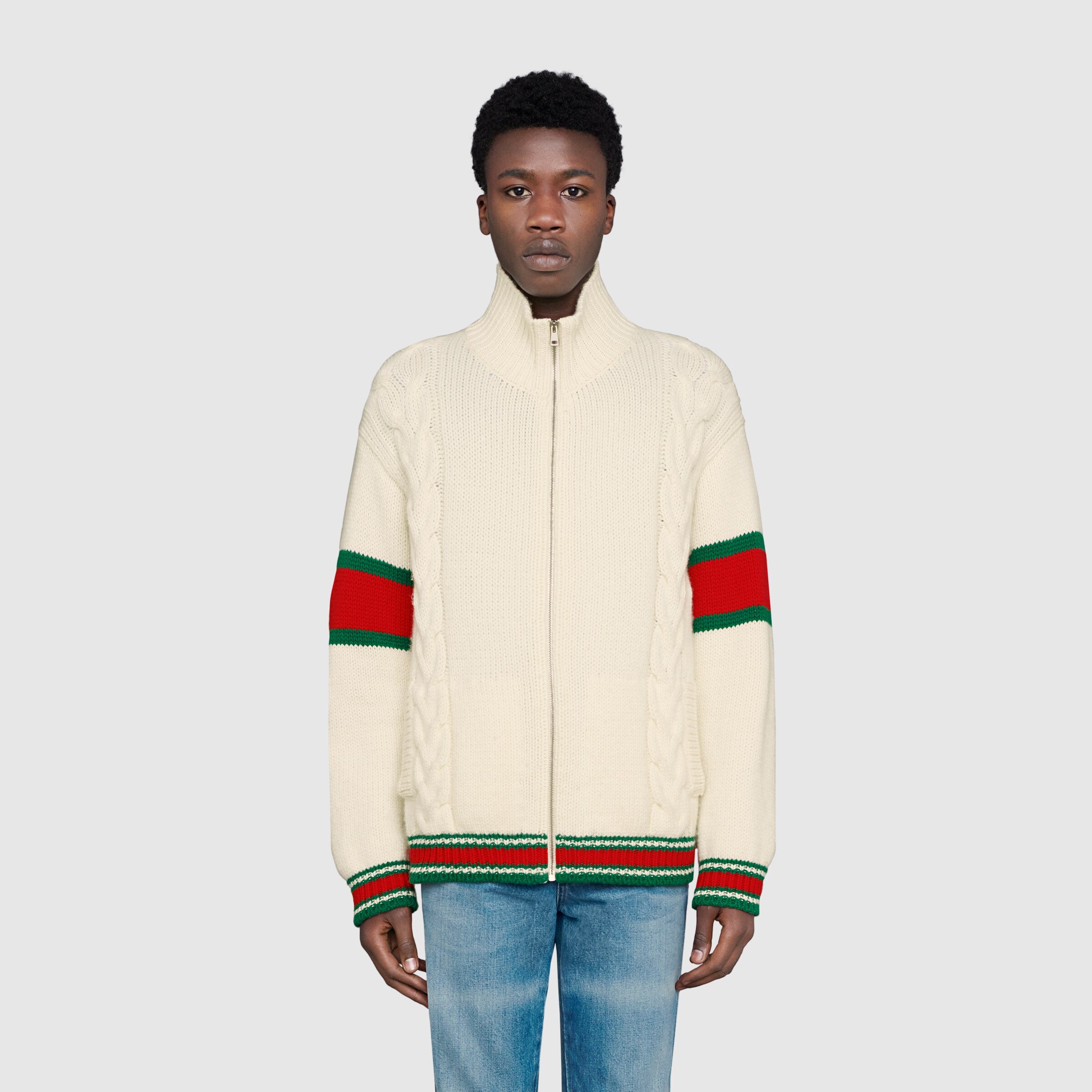 599311_XKA32_9133_004_100_0000_Light-Cable-knit-bomber-jacket.jpg