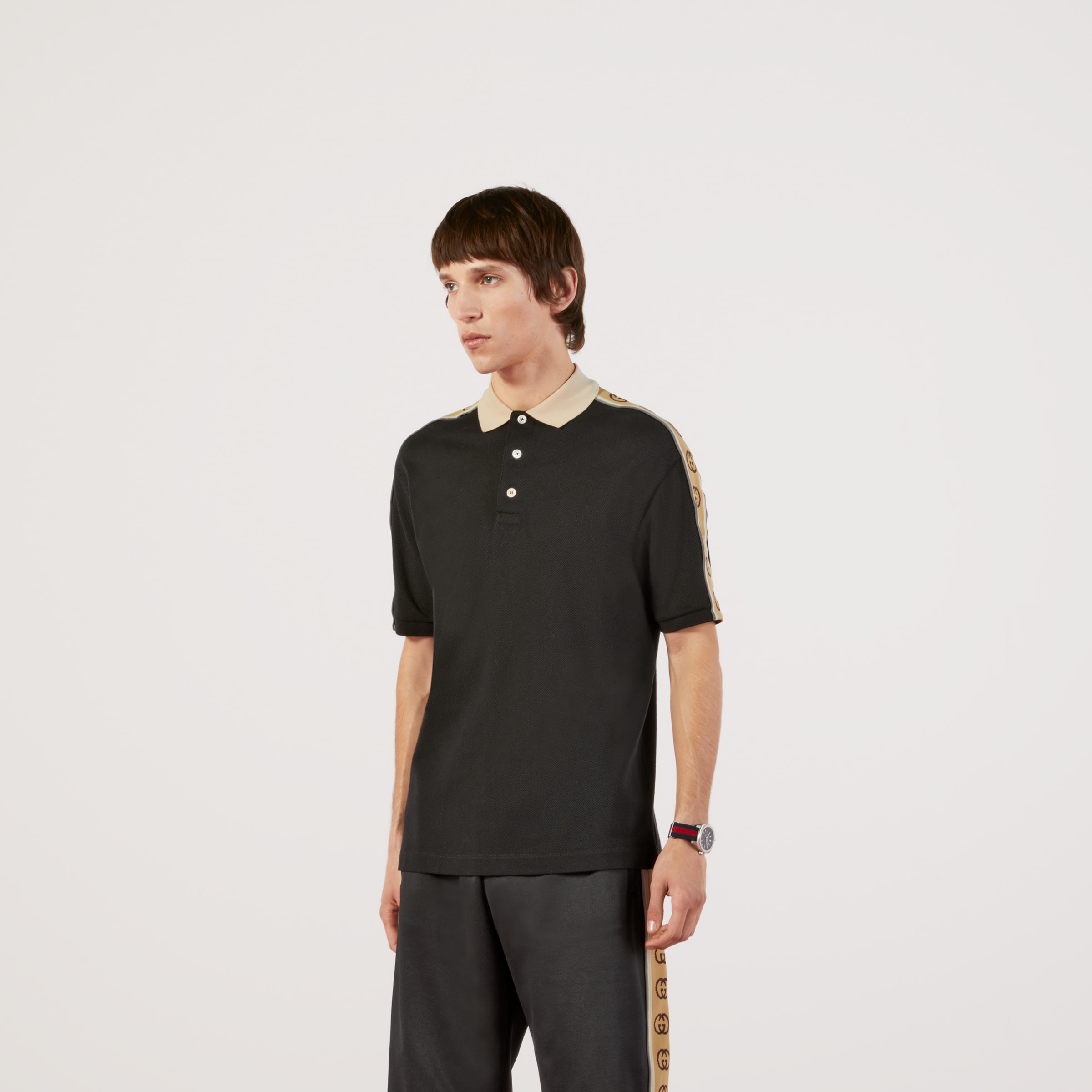 598949_XJB0Q_1082_010_100_0000_Light-Polo-with-Interlocking-G-stripe.jpg