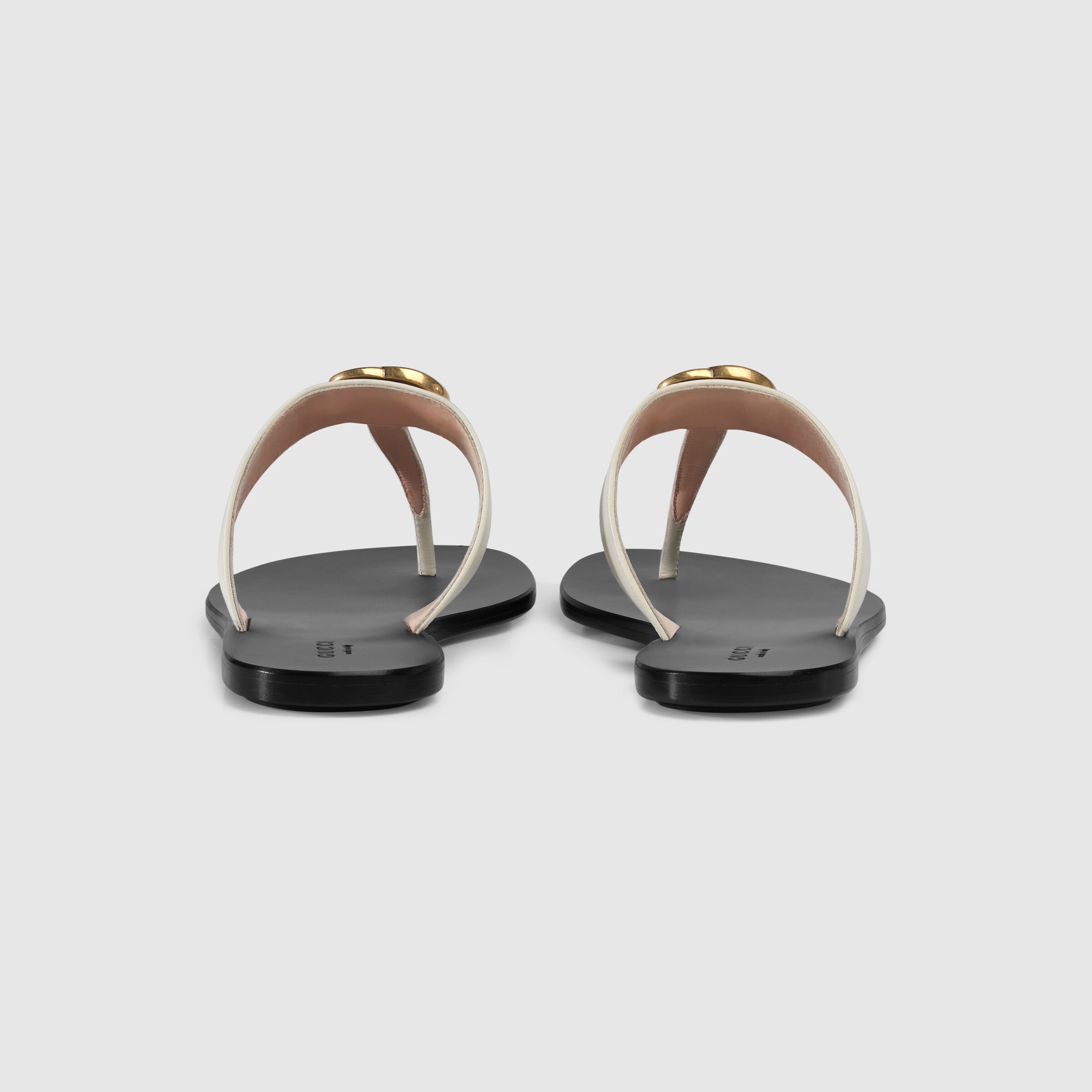 497444_A3N00_9022_005_096_0000_Light-Leather-thong-sandal-with-Double-G.jpg