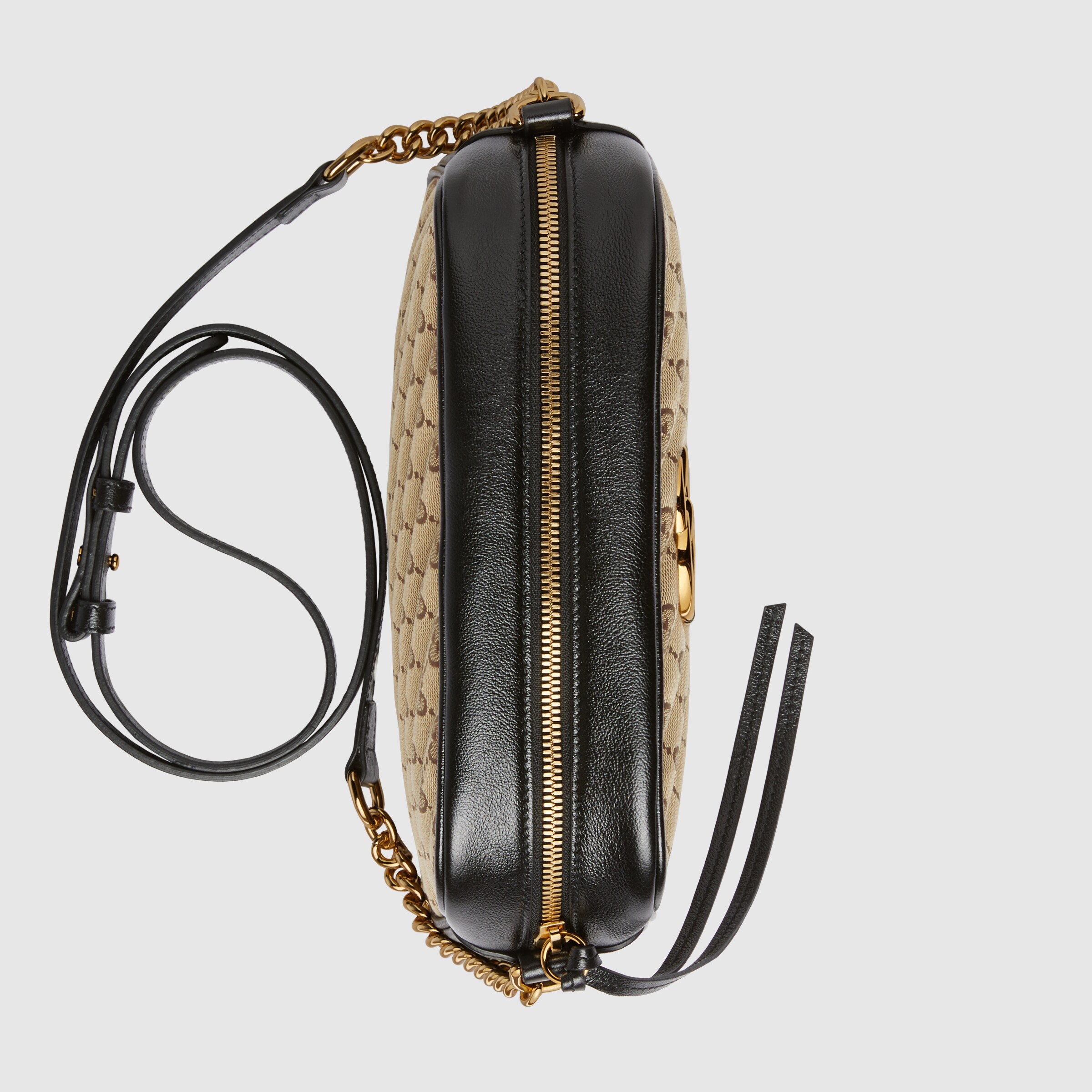 447632_HVKEG_9772_006_067_0039_Light-GG-Marmont-small-shoulder-bag.jpg