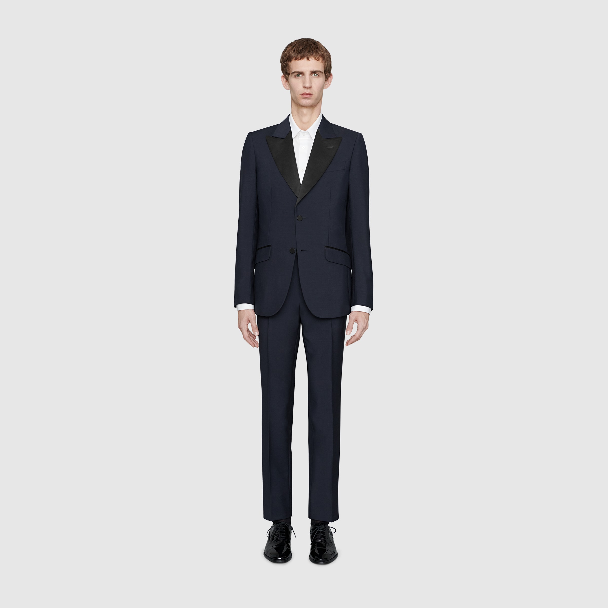 606245_Z592B_4240_004_100_0000_Light-Fitted-mohair-wool-tuxedo.jpg