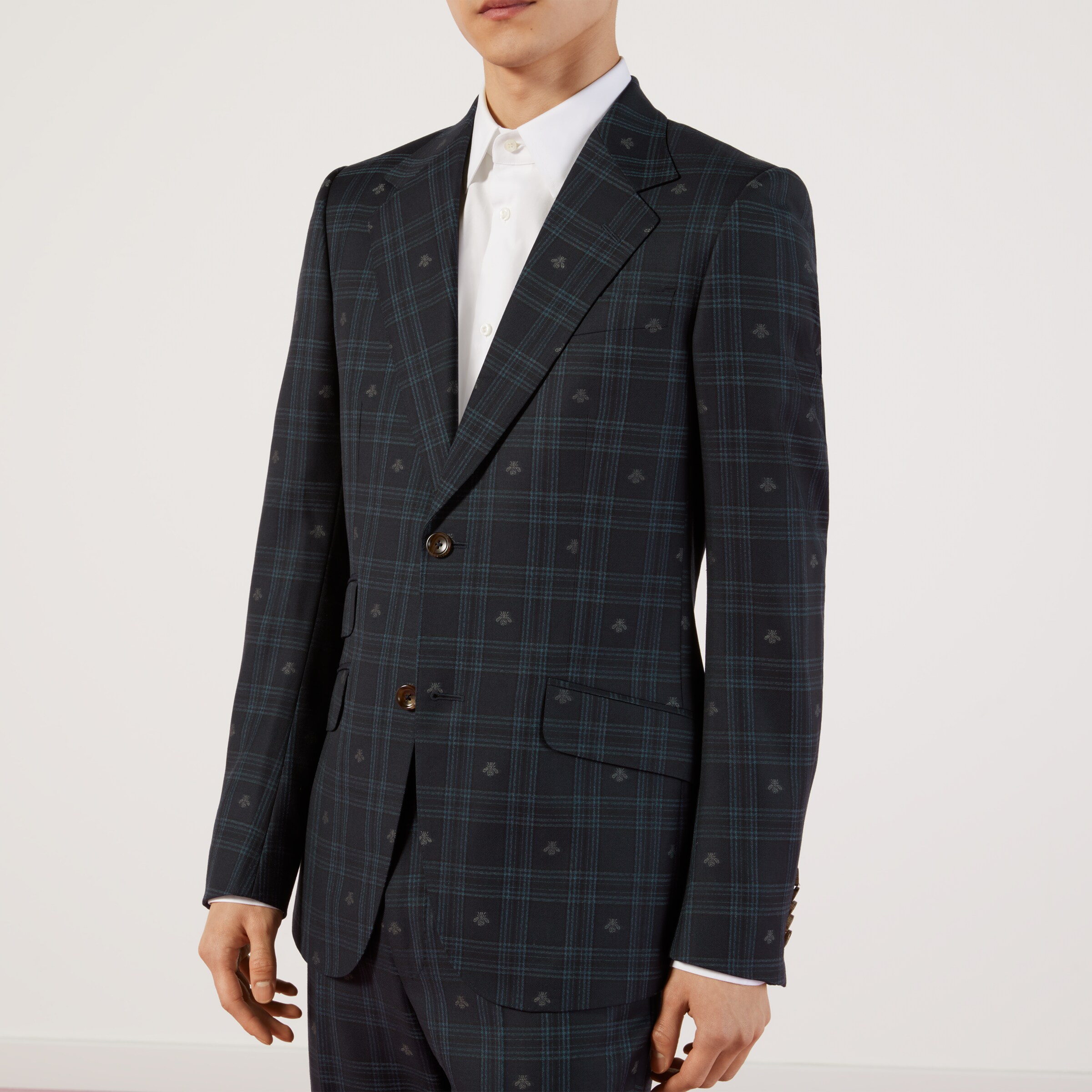 606239_Z551J_4590_005_100_0000_Light-Fitted-bee-check-wool-suit.jpg
