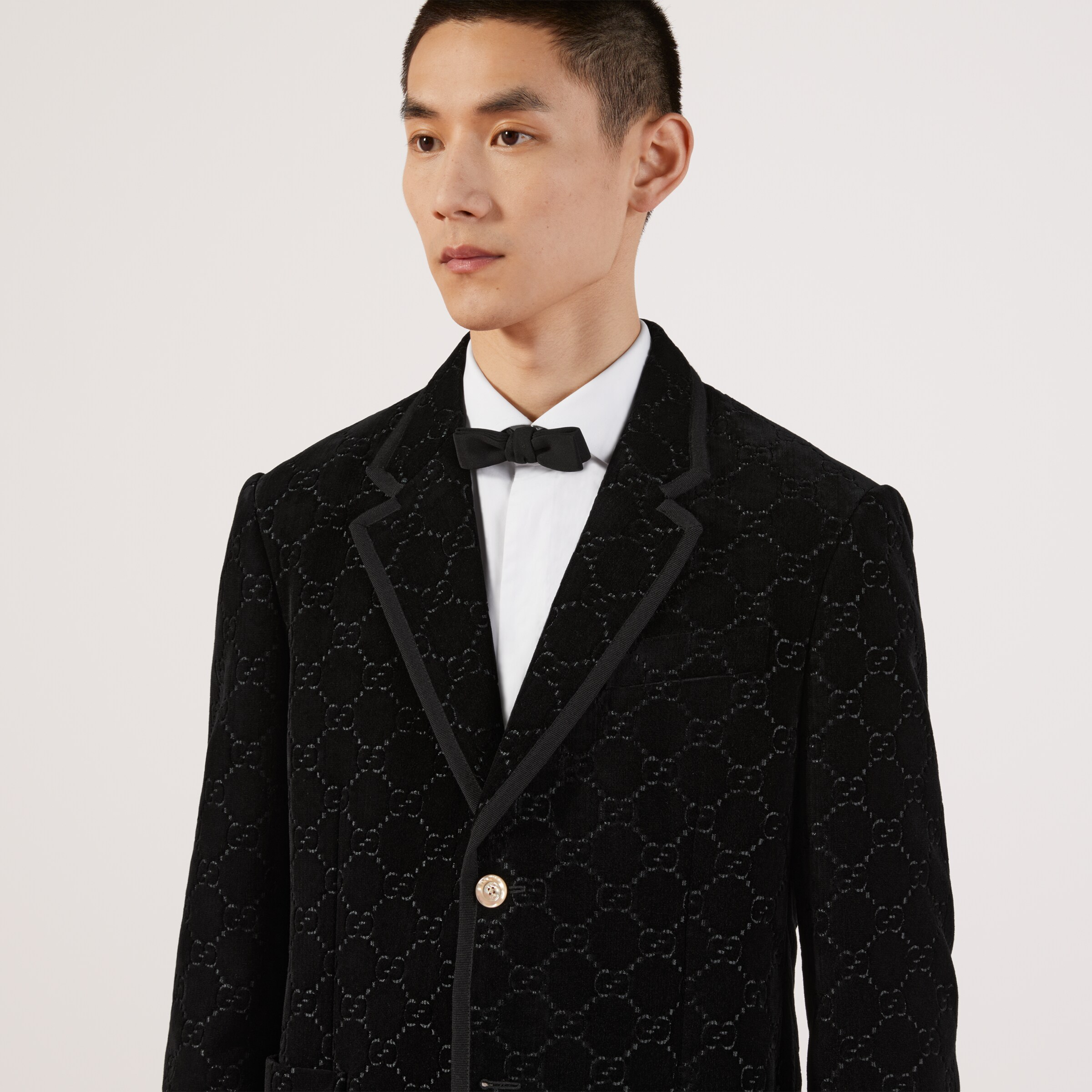 522513_Z402L_1000_005_100_0000_Light-GG-velvet-jacket.jpg