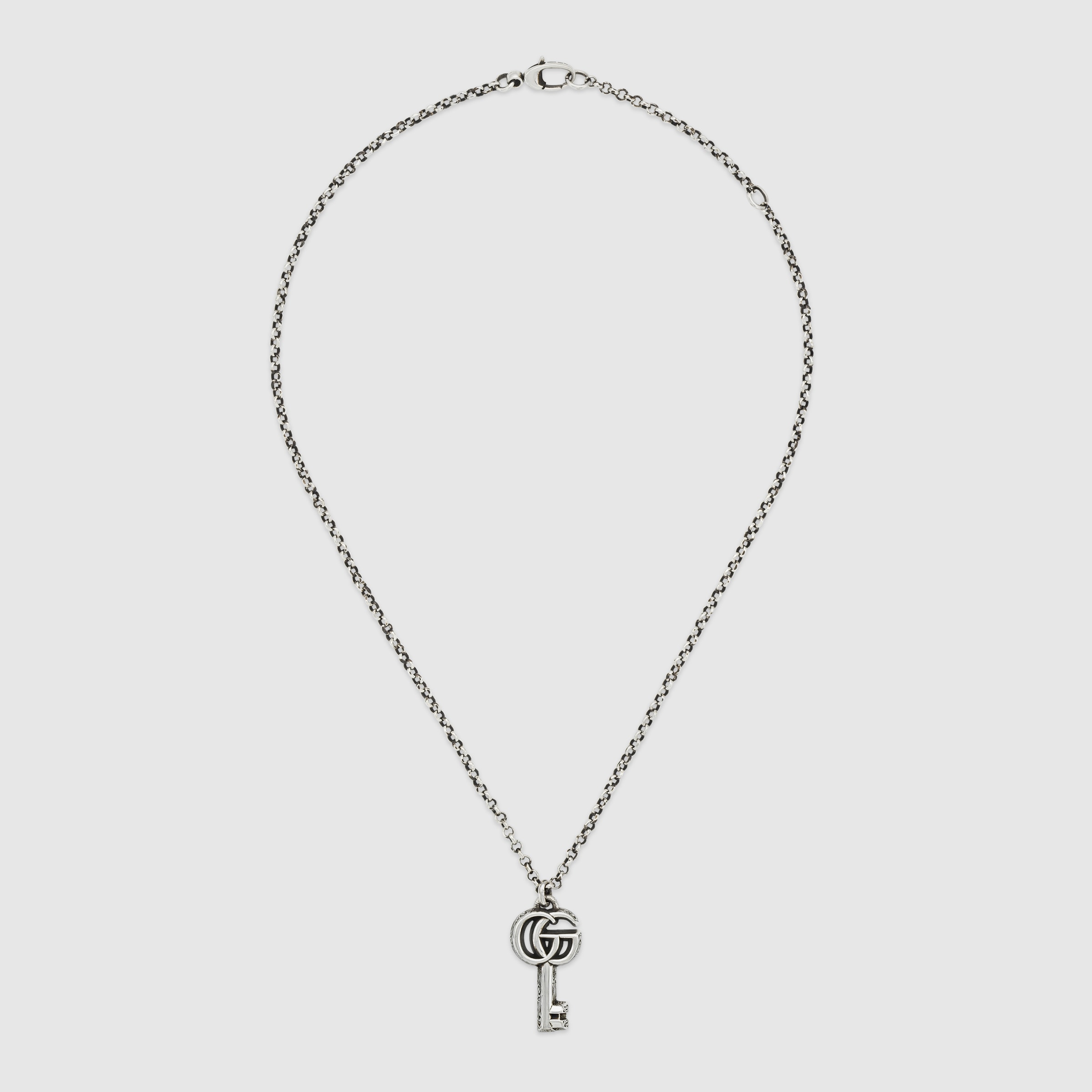 627757_J8400_0701_002_100_0000_Light-Double-G-key-necklace.jpg