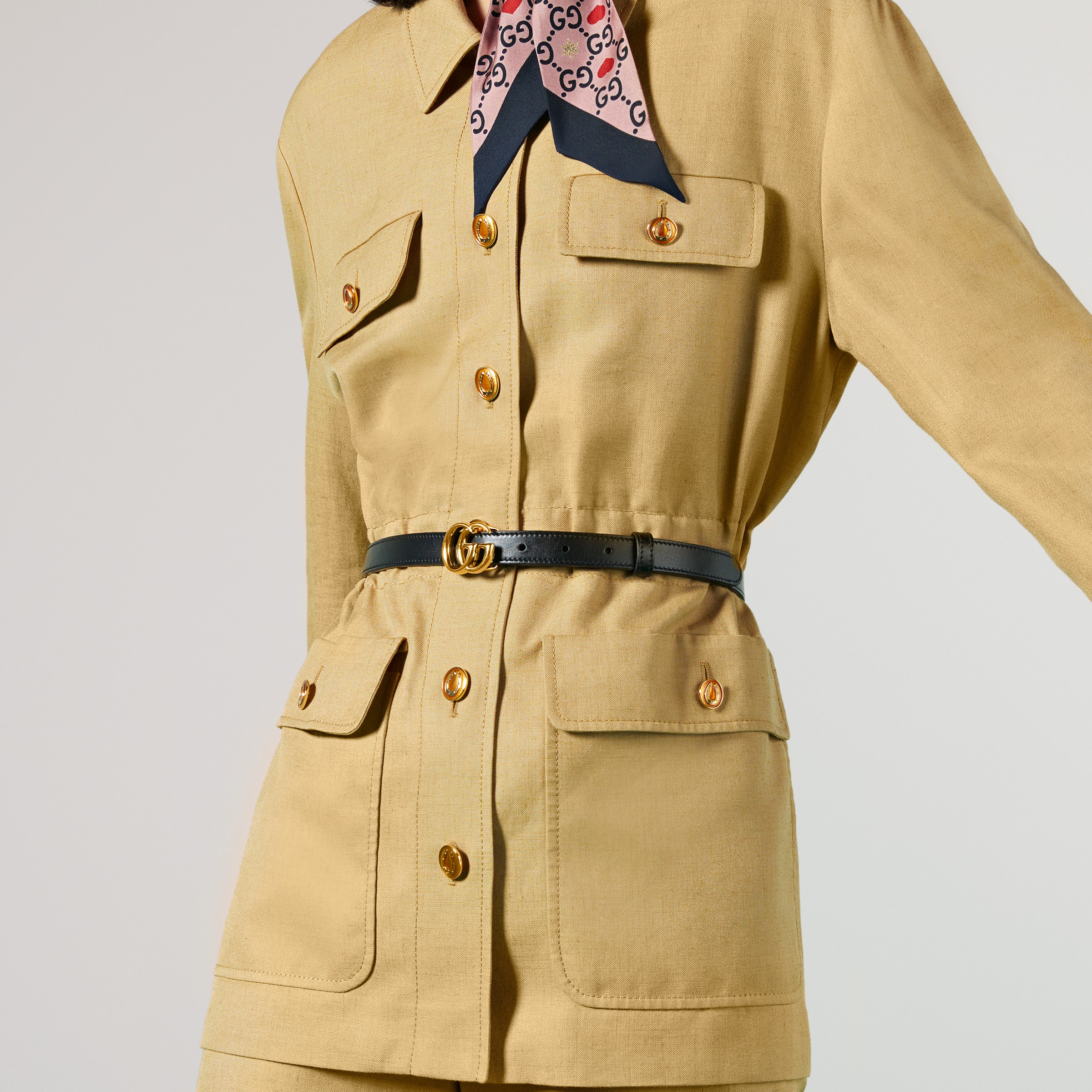 409417_0YA0O_1000_003_100_0000_Light-GG-Marmont-leather-belt-with-shiny-buckle.jpg