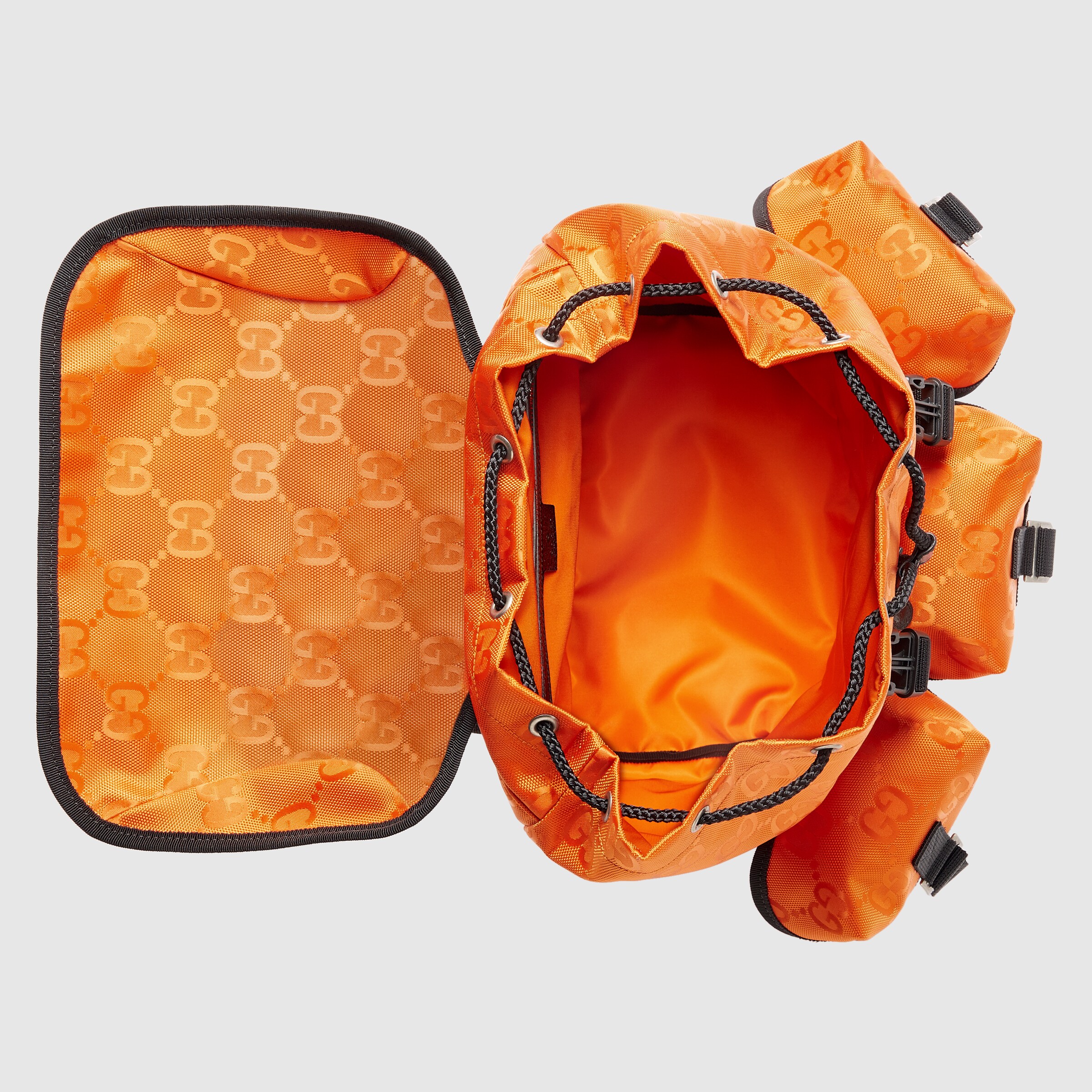 626160_H9HFN_7560_007_100_0000_Light-Gucci-Off-The-Grid-backpack.jpg