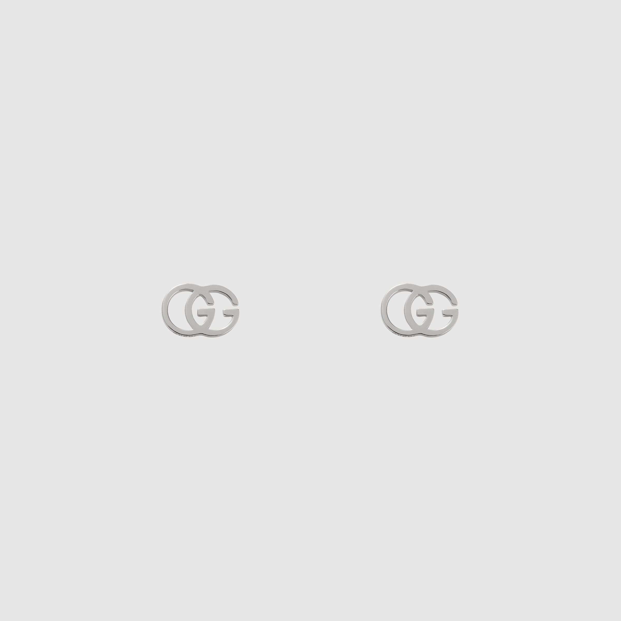 094074_J8502_9000_001_100_0000_Light-GG-stud-18k-earrings.jpg