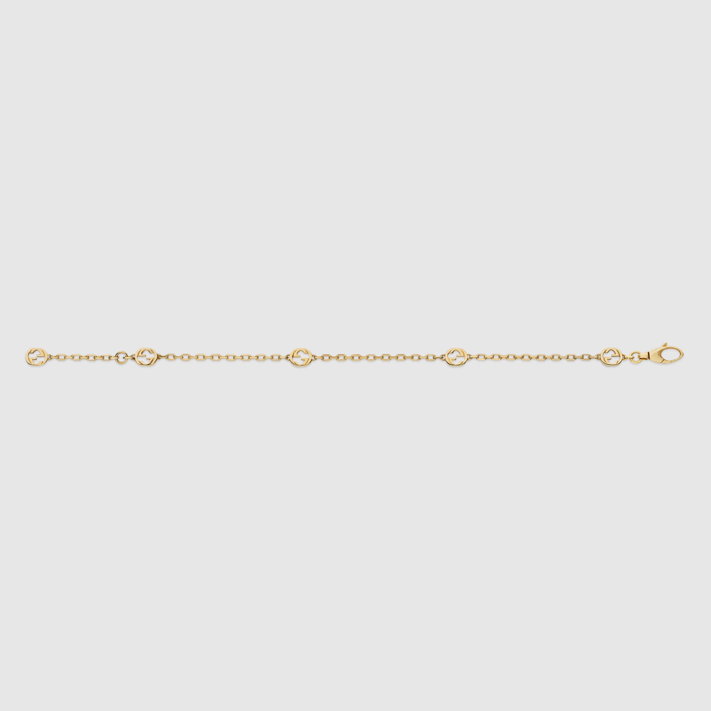 629904_J8500_8000_002_100_0000_Light-Interlocking-G-18k-bracelet.jpg