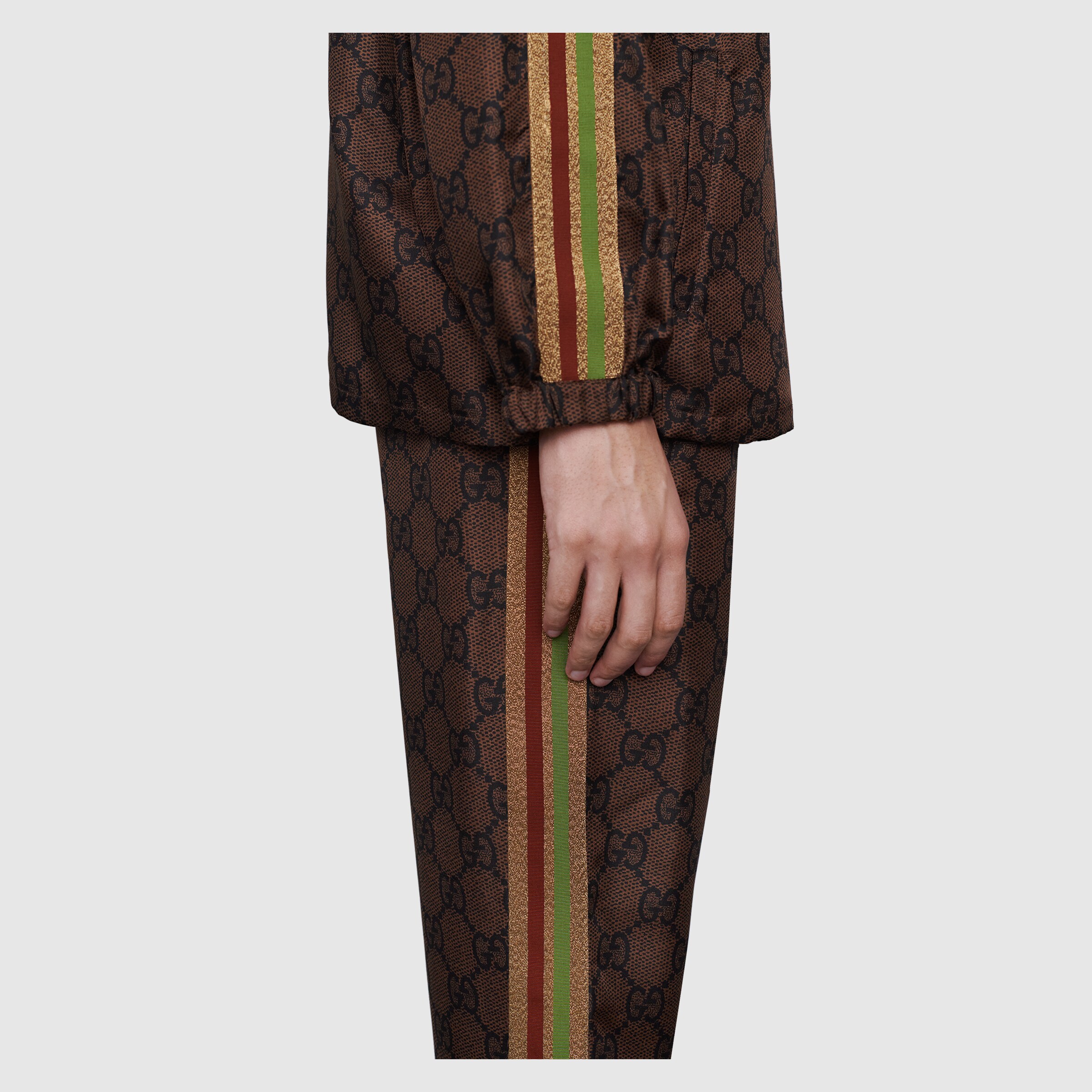 625005_XJCL5_2138_010_100_0000_Light-GG-Supreme-print-silk-trousers.jpg