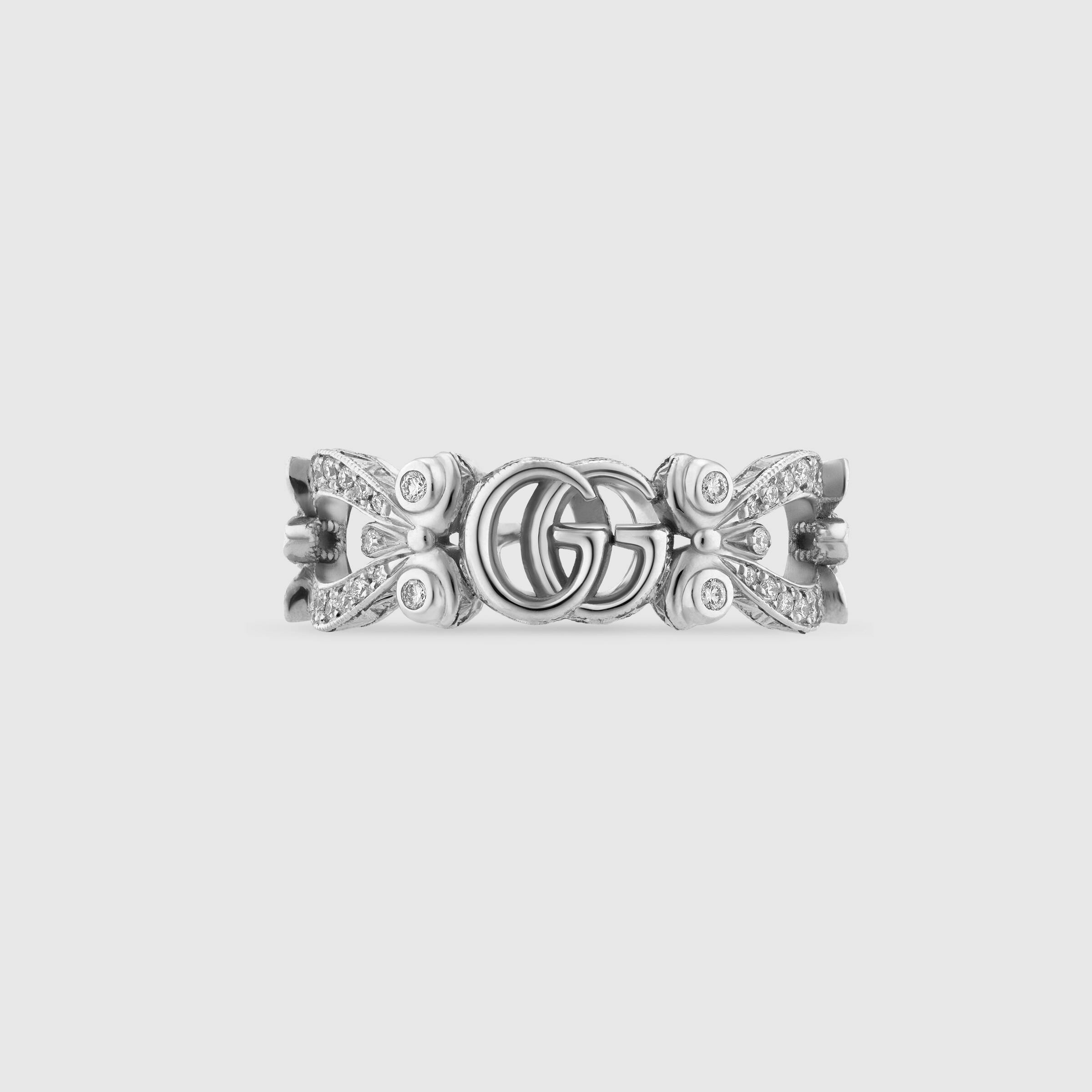 629828_J8568_9066_001_100_0000_Light-Gucci-Flora-18k-ring-with-pav-diamonds.jpg