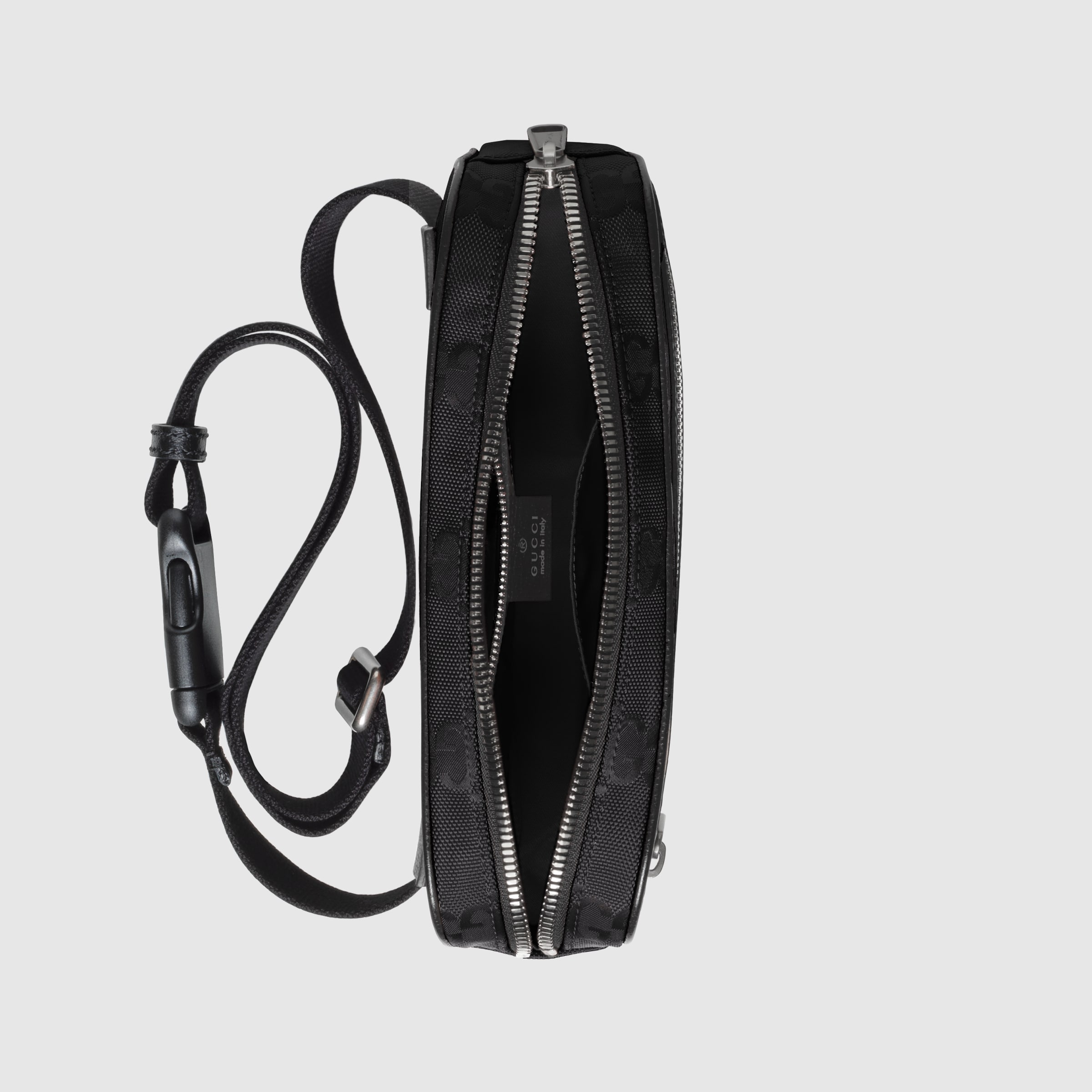 631341_H9HBN_1000_007_074_0000_Light-Gucci-Off-The-Grid-belt-bag.jpg