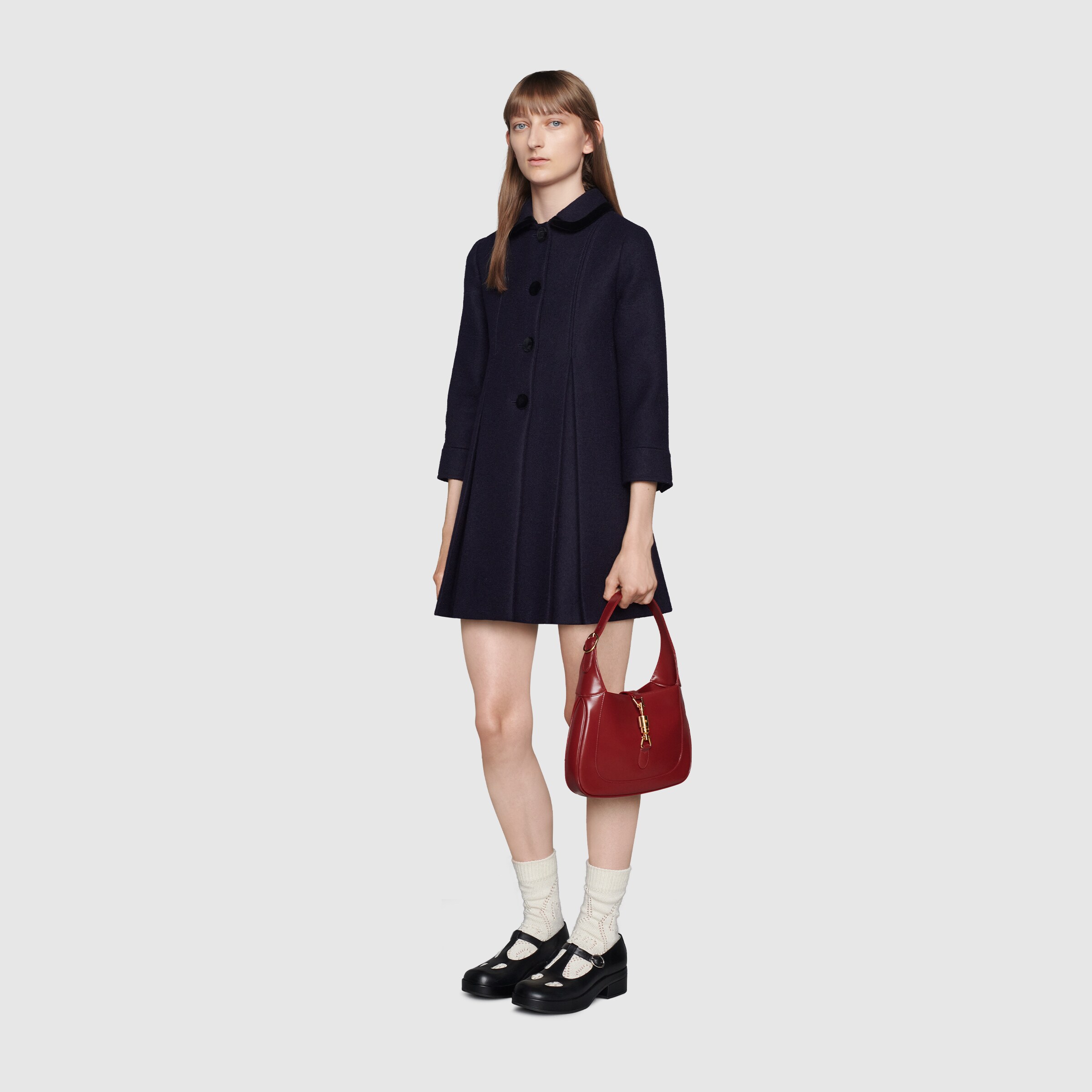 636709_10O0G_6638_011_100_0000_Light-Jackie-1961-small-shoulder-bag.jpg
