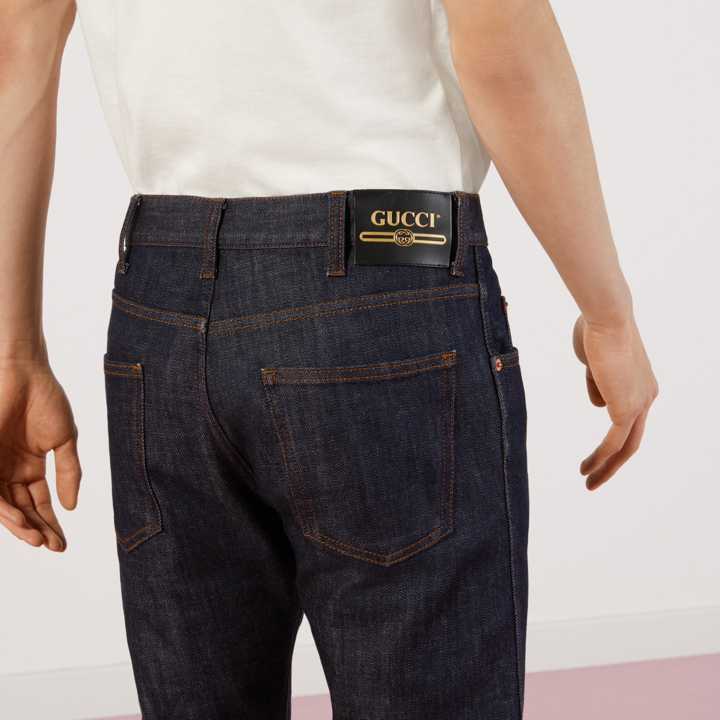 408637_XDBBS_4100_005_100_0000_Light-Tapered-washed-jeans.jpg