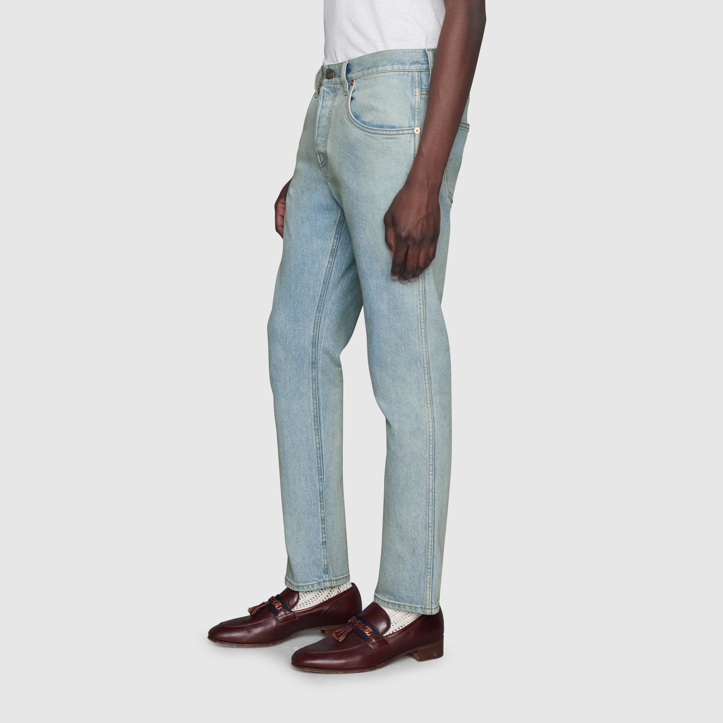 408637_XDBCD_4009_005_100_0000_Light-Tapered-washed-jeans.jpg