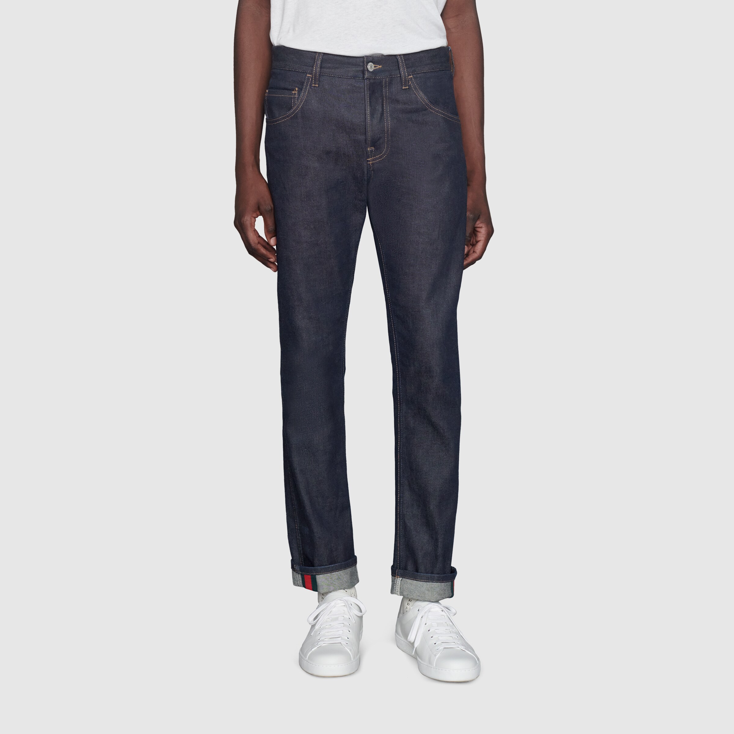 430368_XR188_4393_004_100_0000_Light-Tapered-jeans-with-Web.jpg