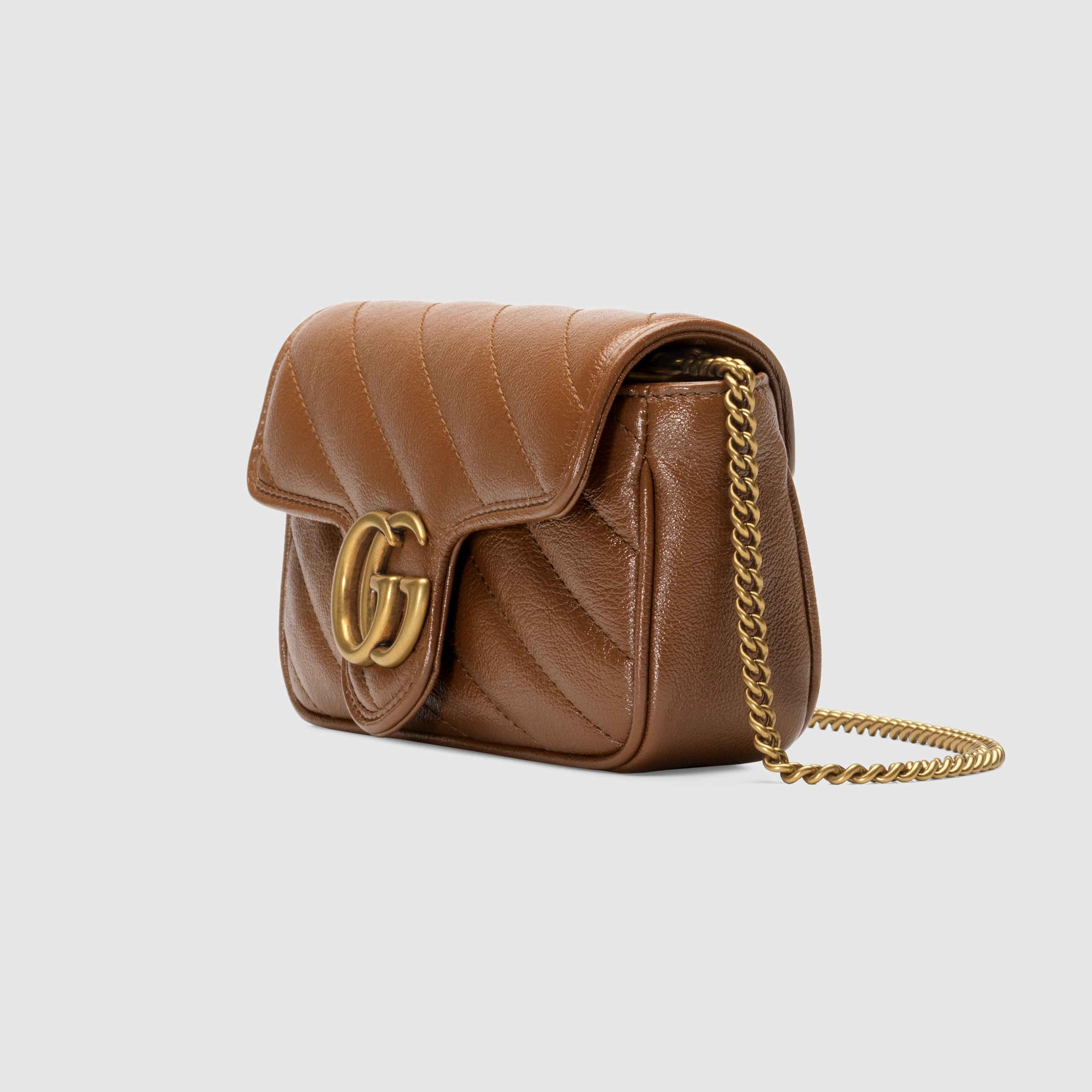 476433_0OLFT_2535_002_050_0000_Light-GG-Marmont-matelass-super-mini-bag.jpg