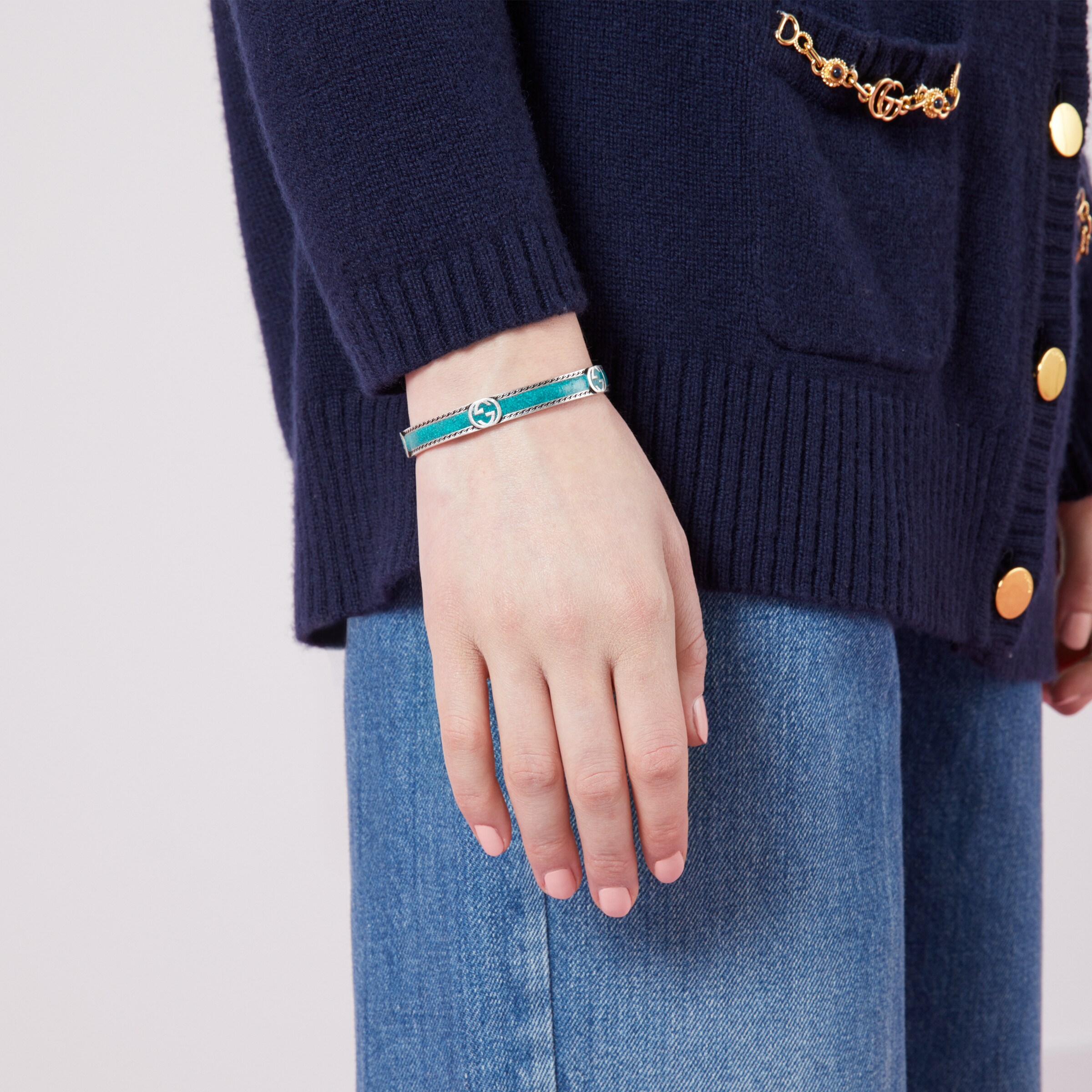 645570_J8410_8136_003_100_0000_Light-Bracelet-with-Interlocking-G.jpg