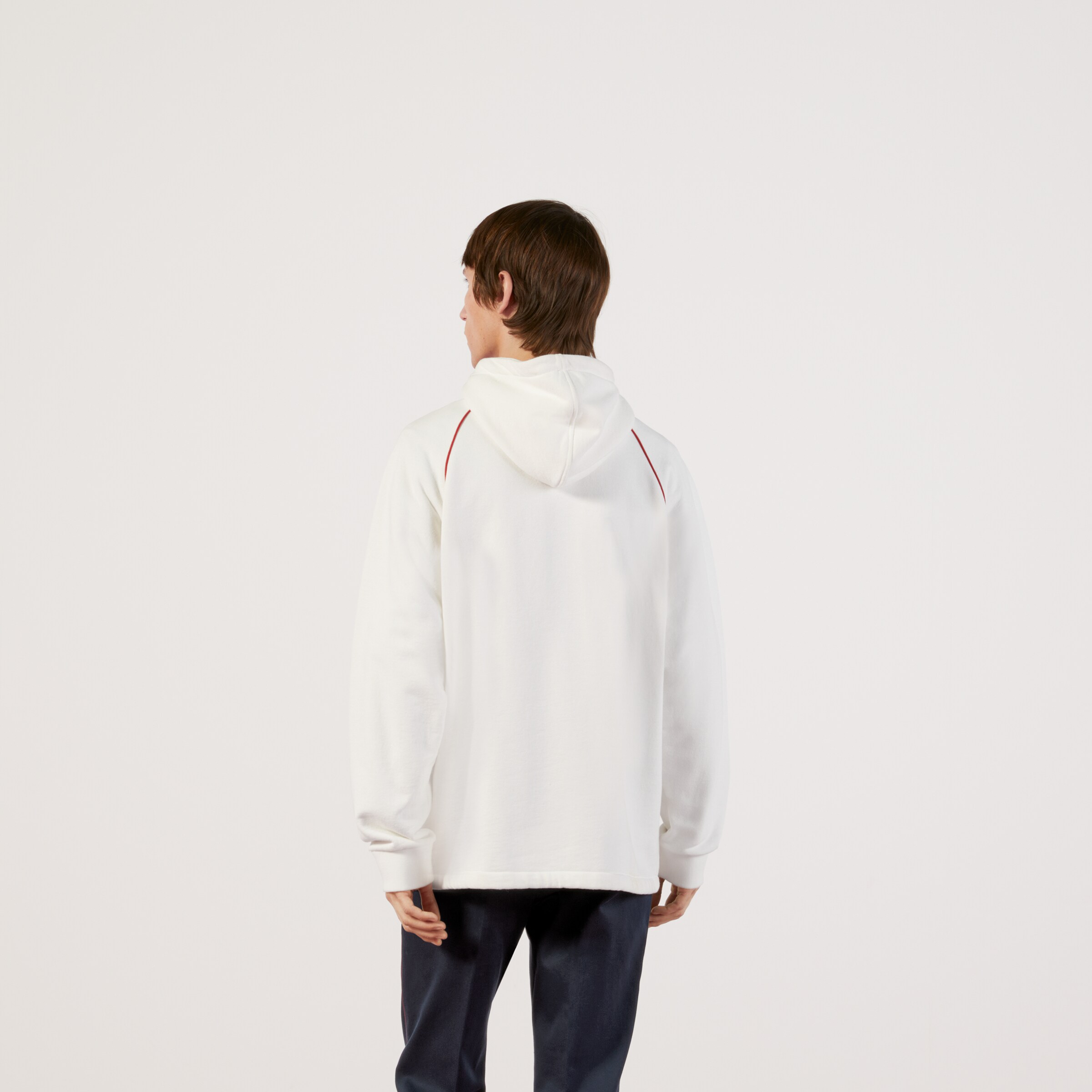 645320_XJDAK_9146_011_100_0000_Light-Sweatshirt-with-Web-and-Gucci-label.jpg