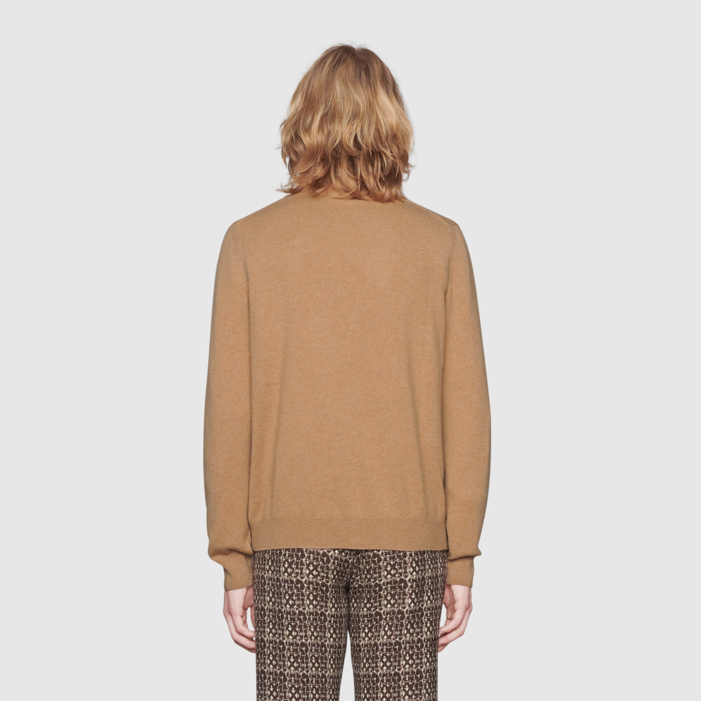 646784_XKBRM_2184_005_100_0000_Light-Cashmere-cardigan-with-GG.jpg