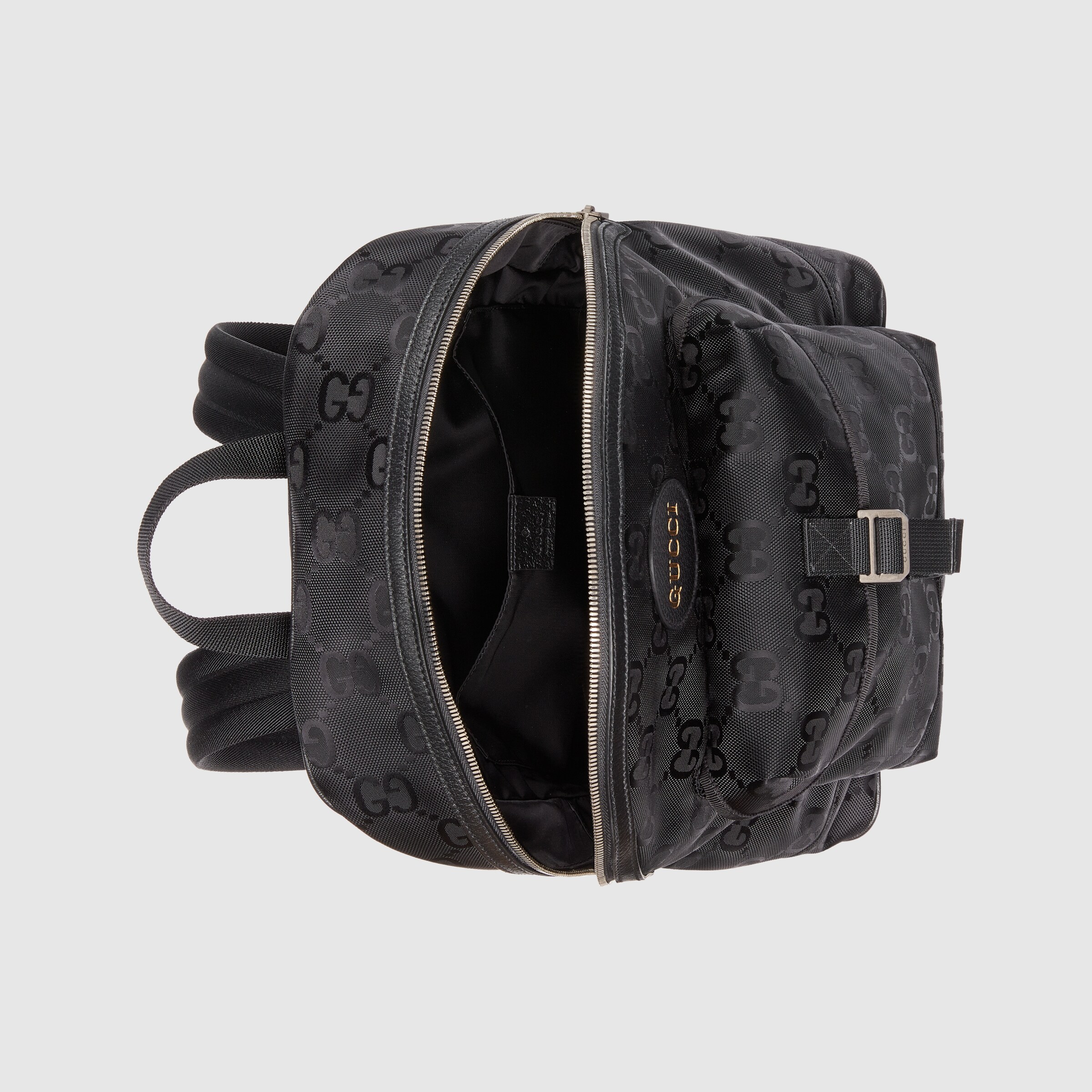 644992_H9HON_1000_007_085_0000_Light-Gucci-Off-The-Grid-backpack.jpg