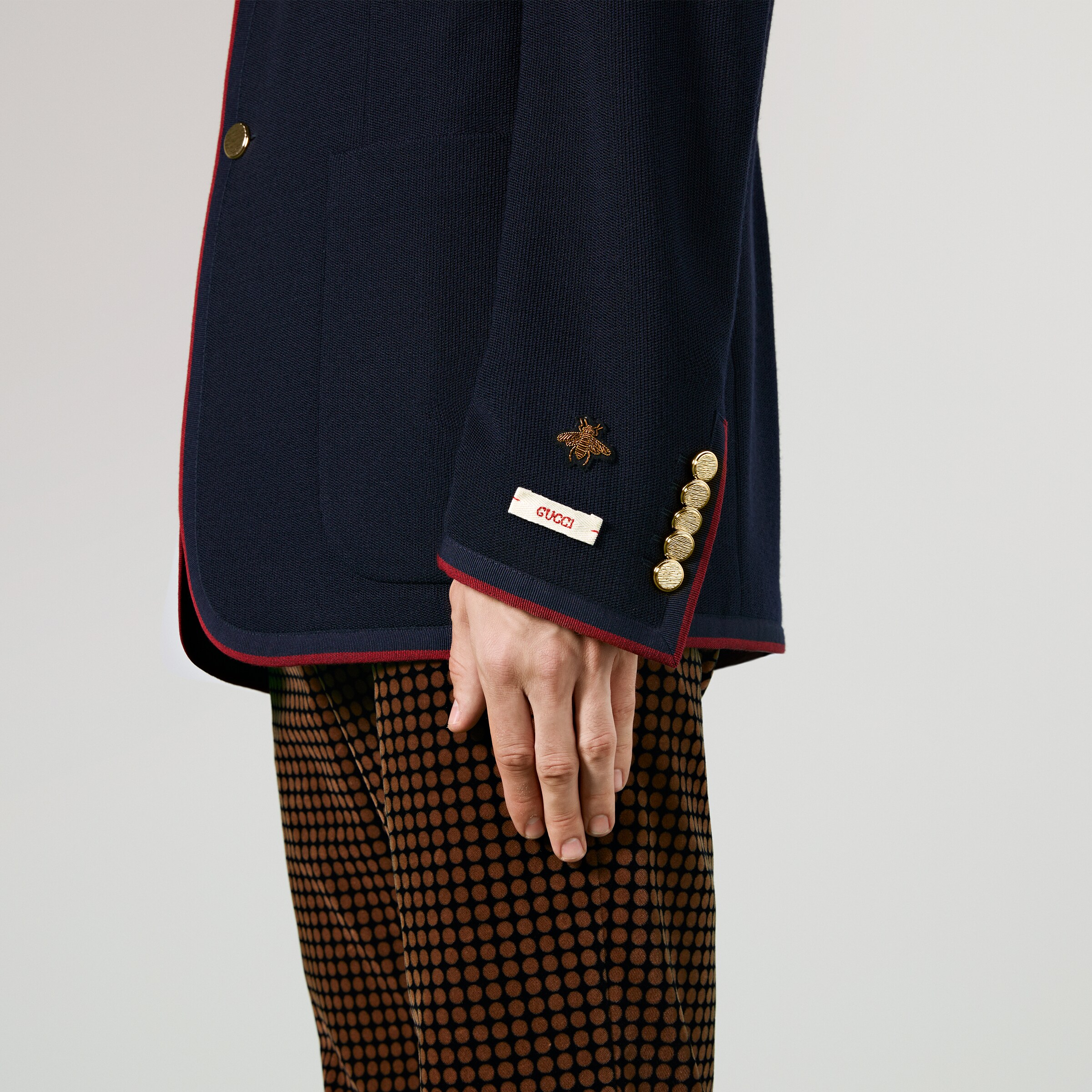 645195_ZAC3R_4440_005_100_0000_Light-Wool-cotton-jersey-jacket-with-patches.jpg