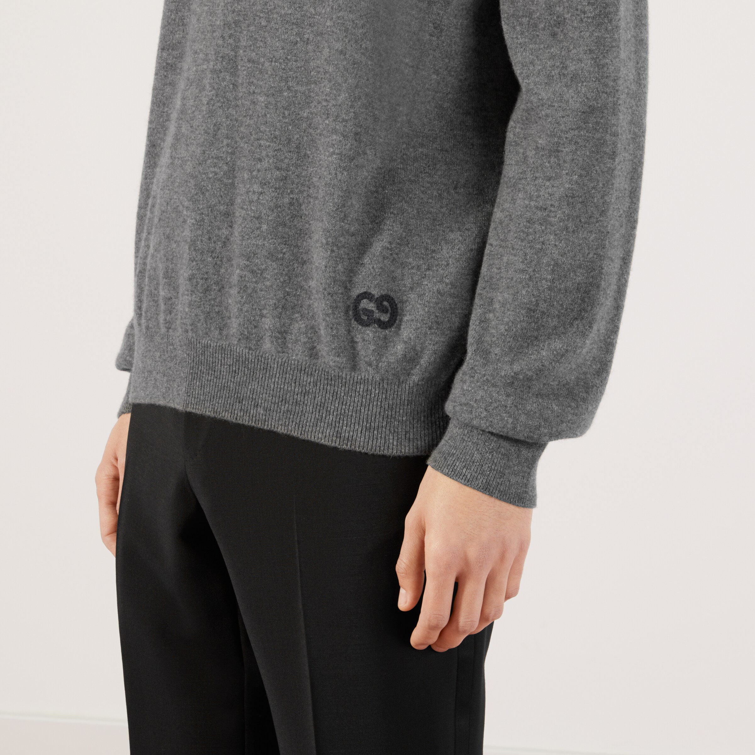 642794_XKBRM_1037_005_100_0000_Light-Cashmere-jumper-with-GG.jpg
