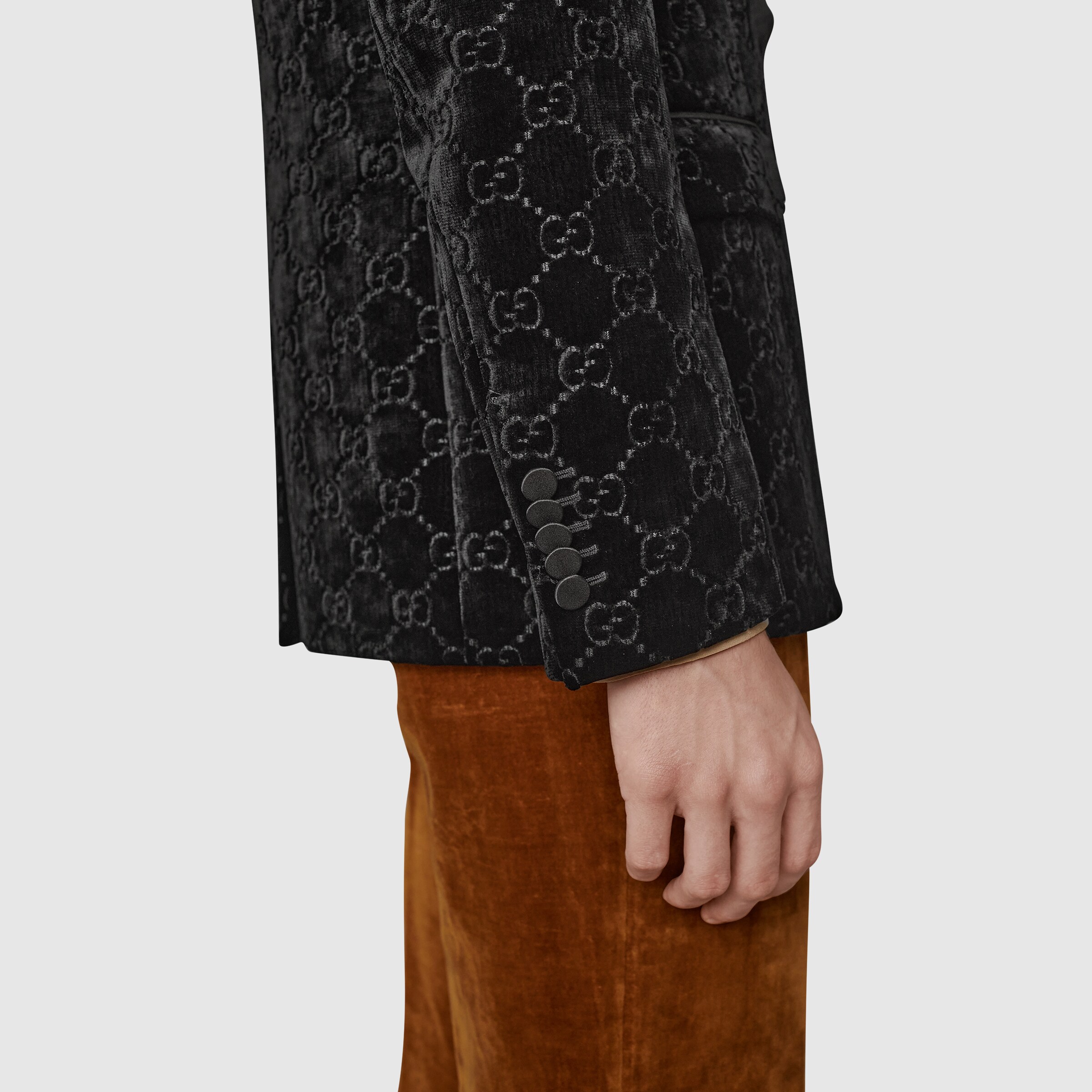 639030_Z402L_1000_012_100_0000_Light-GG-velvet-jacket.jpg