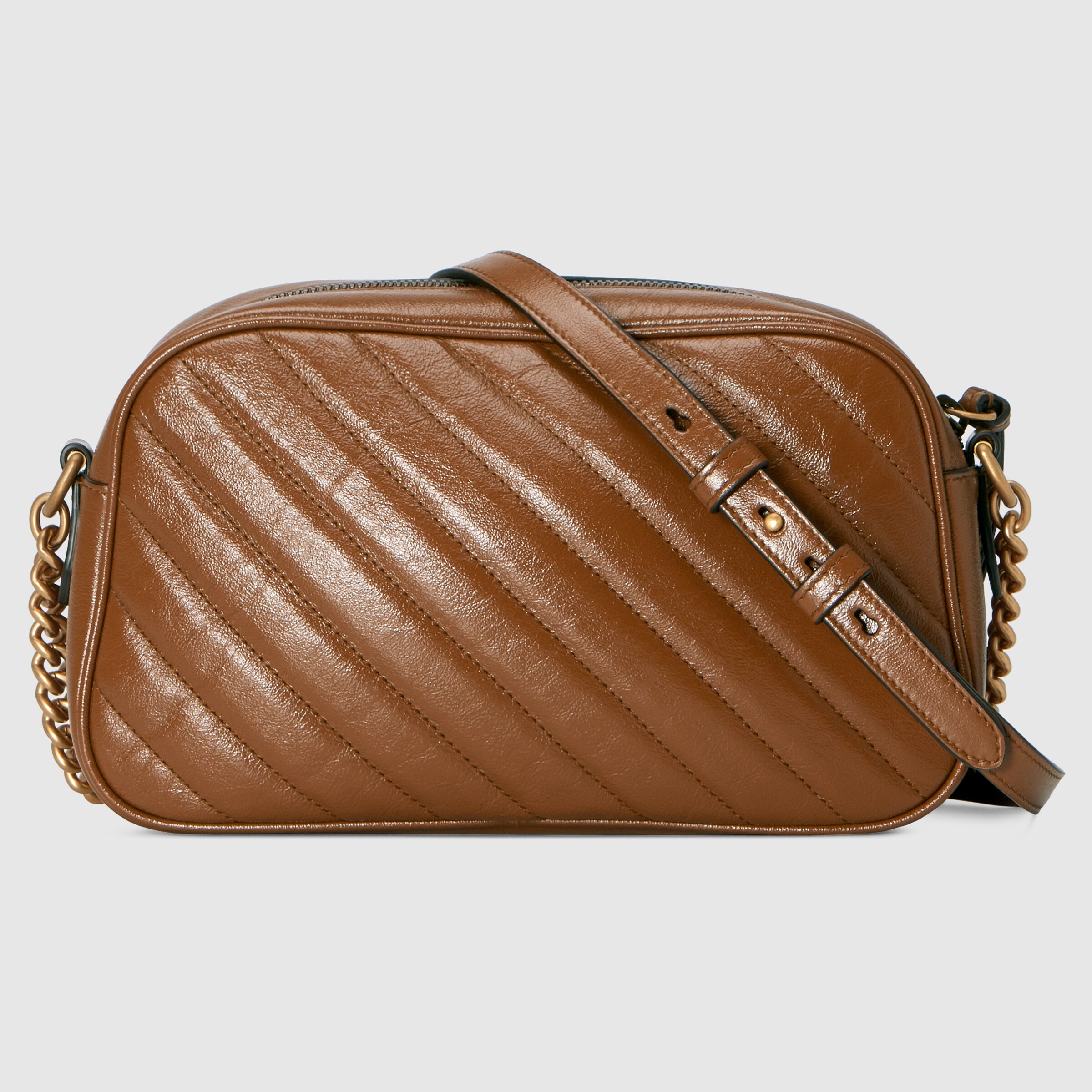 447632_0OLFT_2535_003_067_0032_Light-GG-Marmont-small-matelass-shoulder-bag.jpg