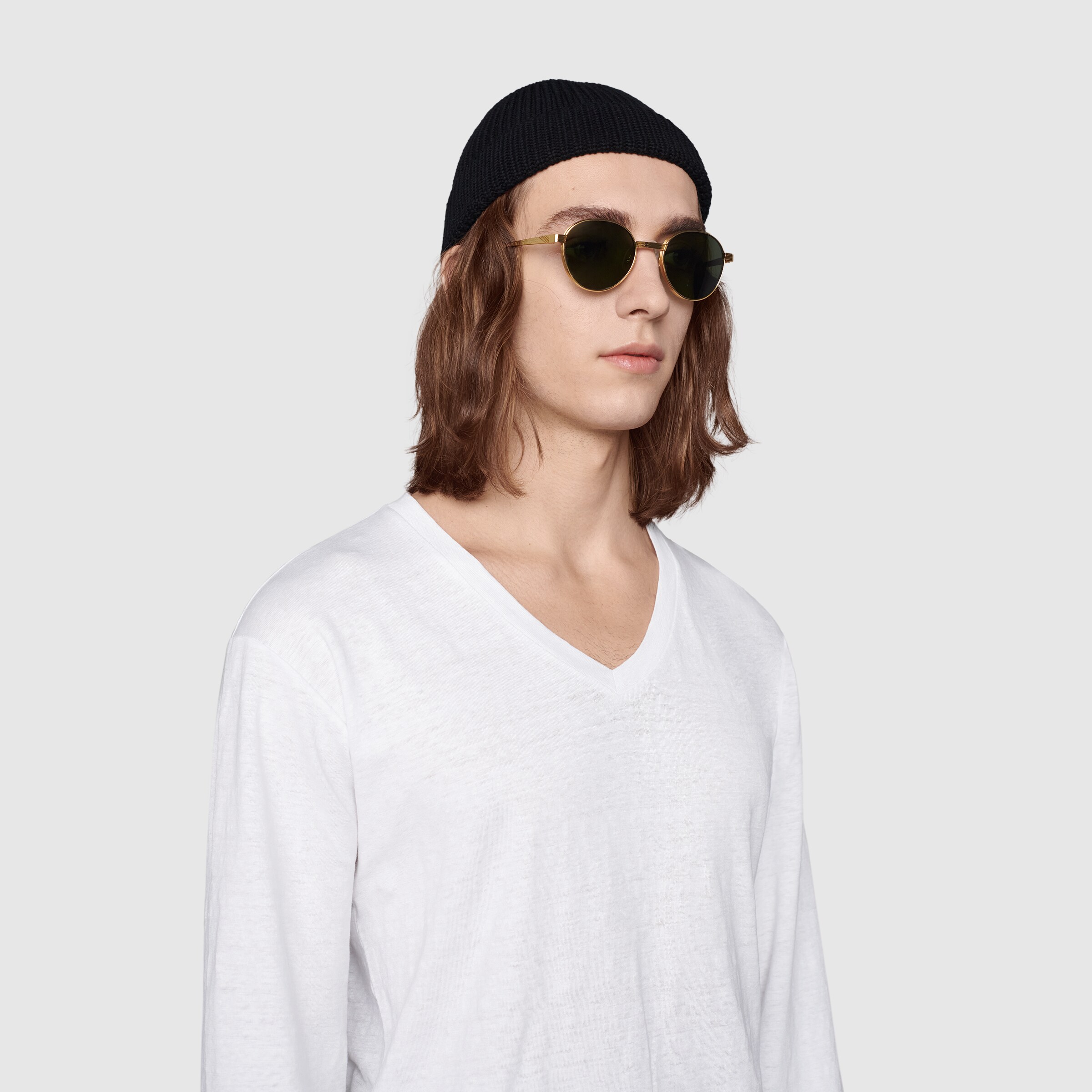645270_XJC6N_9692_010_100_0000_Light-Linen-V-neck-T-shirt-with-Double-G.jpg