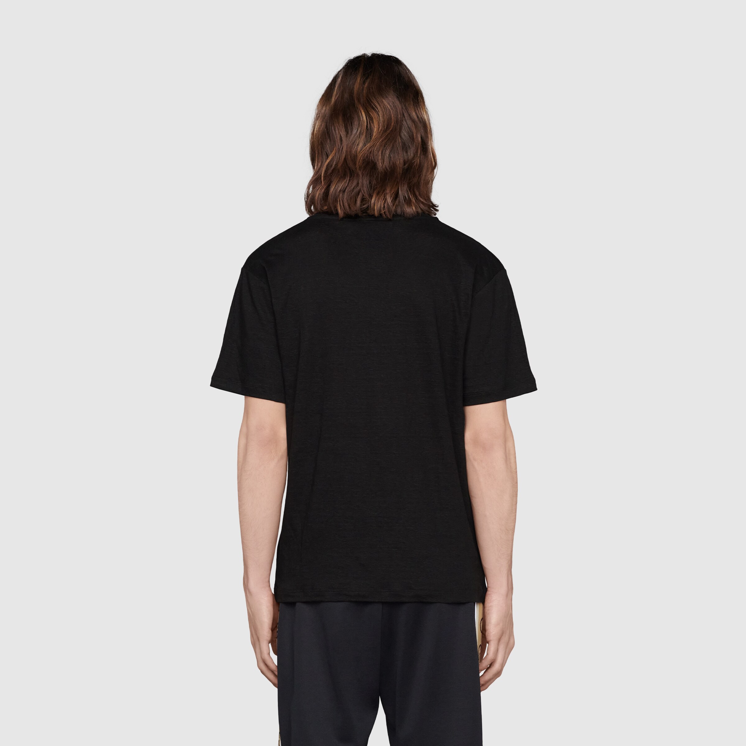 645269_XJC6N_1043_005_100_0000_Light-Linen-V-neck-T-shirt-with-Double-G.jpg