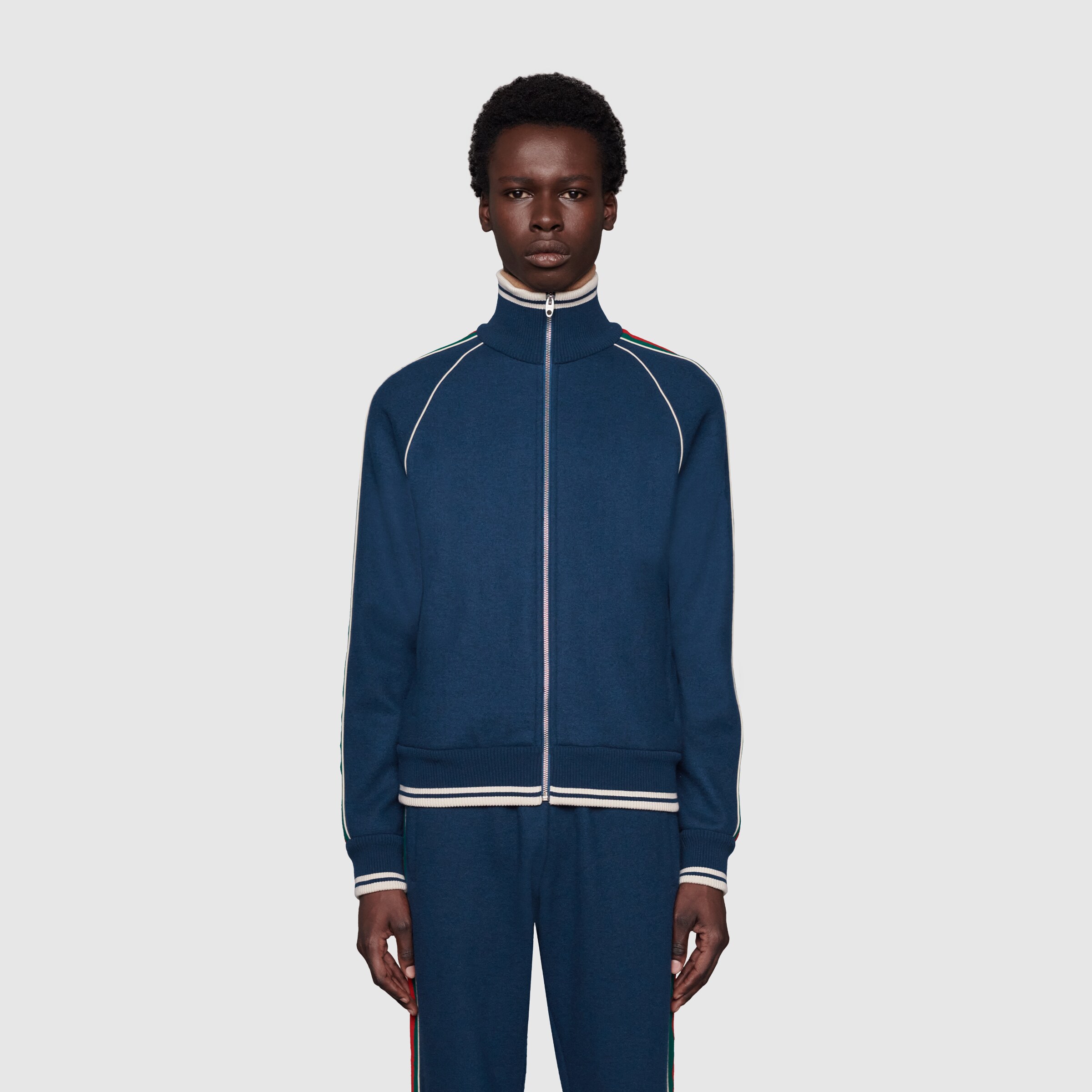 645243_XJC58_4215_004_100_0000_Light-Cashmere-zip-up-jacket.jpg