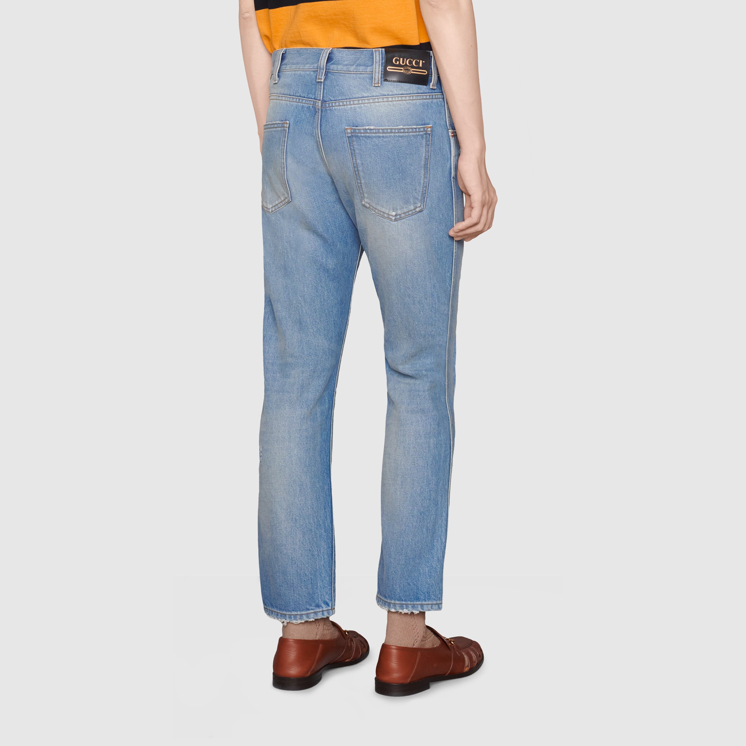 408637_XDBK7_4009_006_100_0000_Light-Tapered-eco-bleached-denim-jeans.jpg