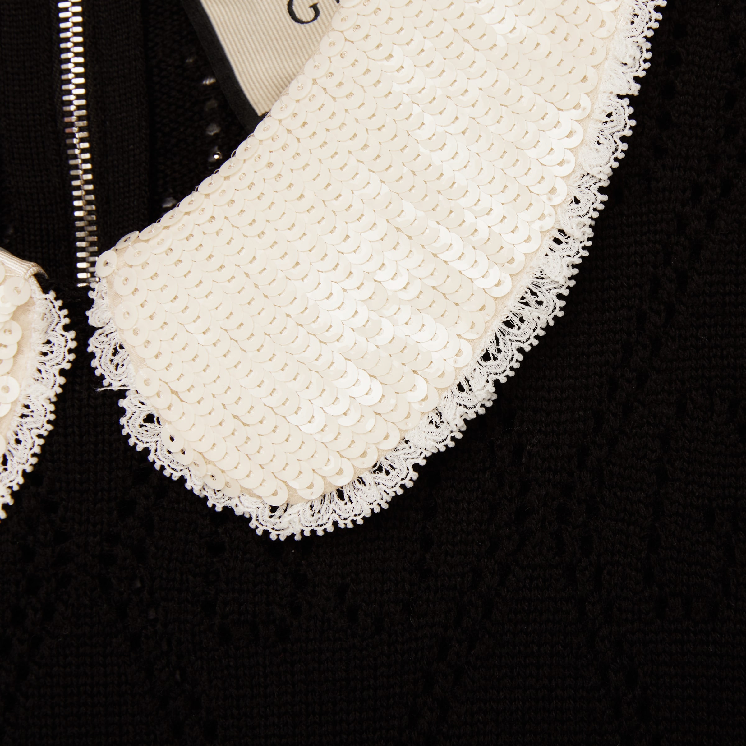 646227_XKBQH_1043_011_100_0000_Light-Wool-dress-with-embroidered-collar.jpg