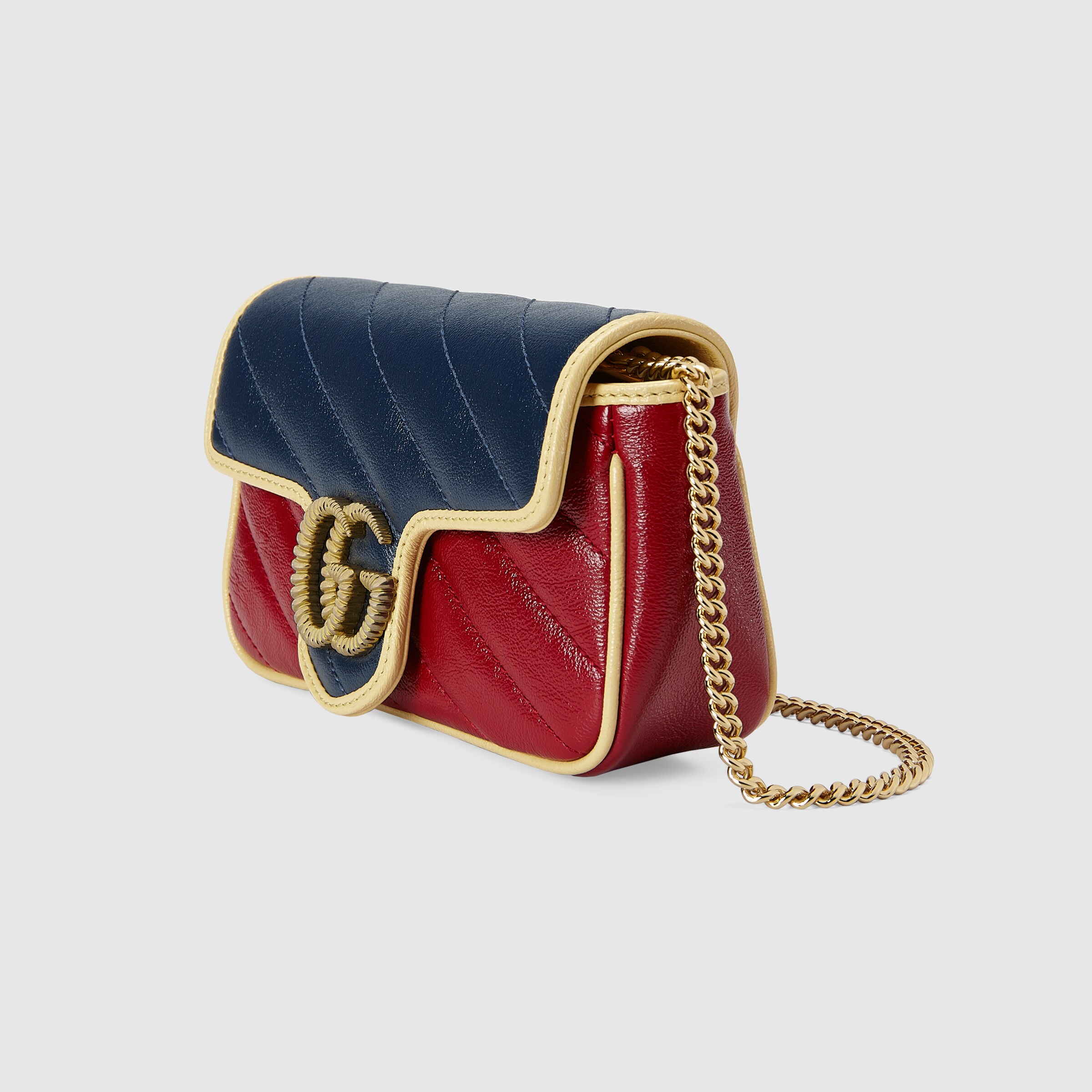 574969_1X5DG_4179_002_057_0017_Light-GG-Marmont-super-mini-bag.jpg