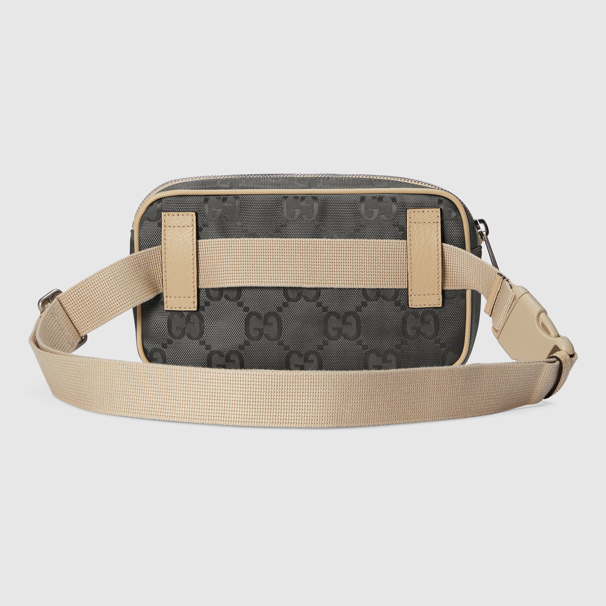 631341_H9HBN_1263_003_078_0000_Light-Gucci-Off-The-Grid-belt-bag.jpg