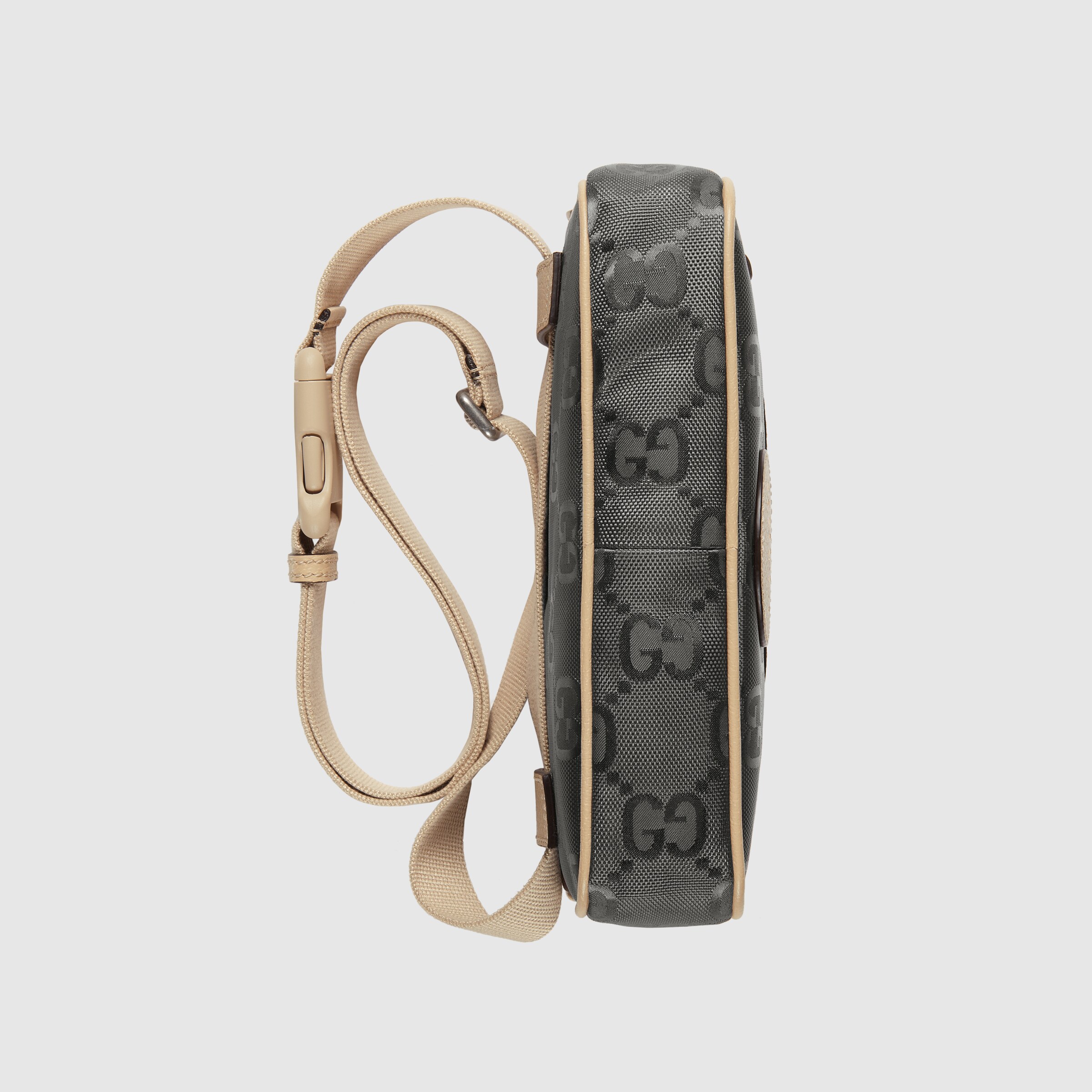 631341_H9HBN_1263_009_078_0000_Light-Gucci-Off-The-Grid-belt-bag.jpg