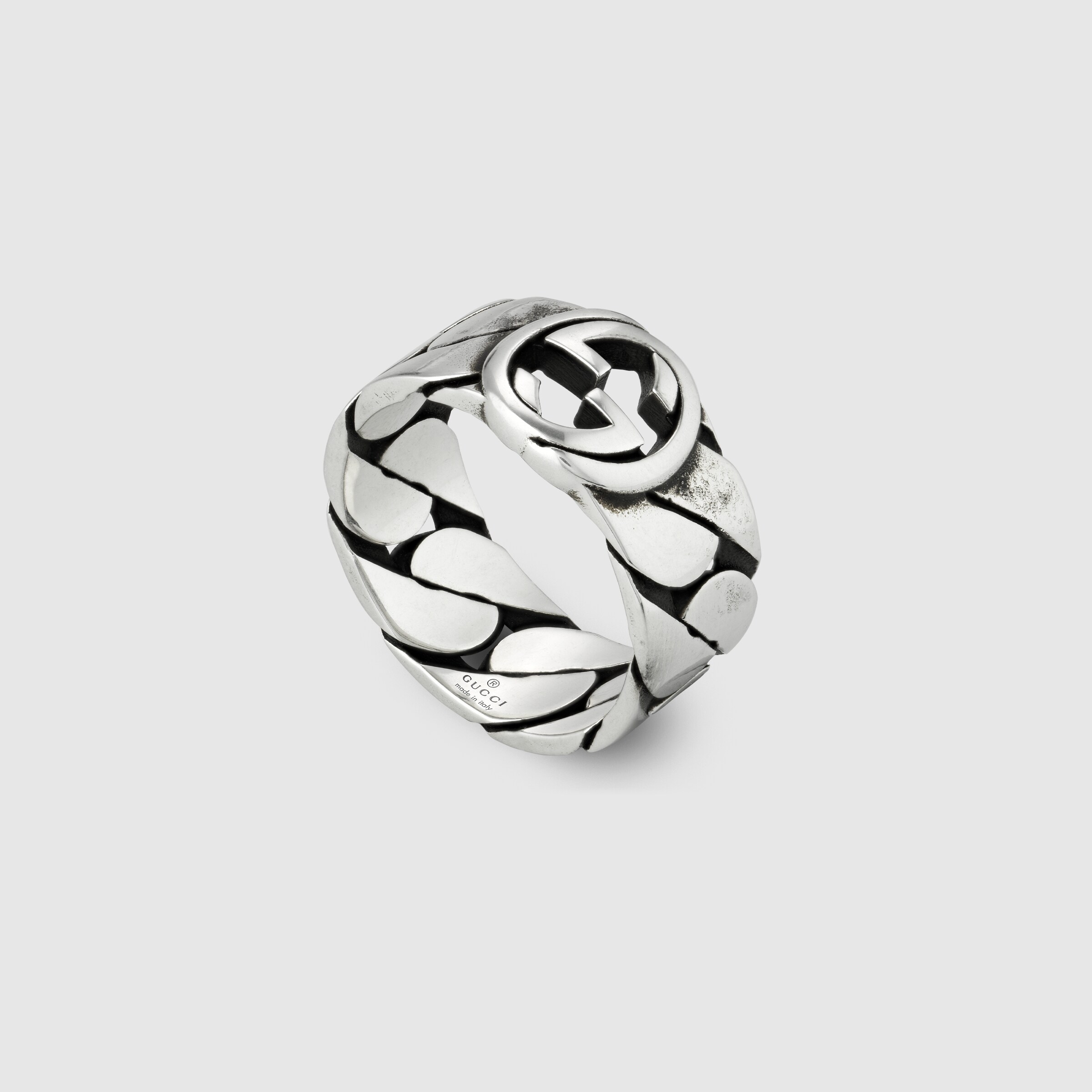 661515_J8400_0728_002_100_0000_Light-Ring-with-Interlocking-G.jpg