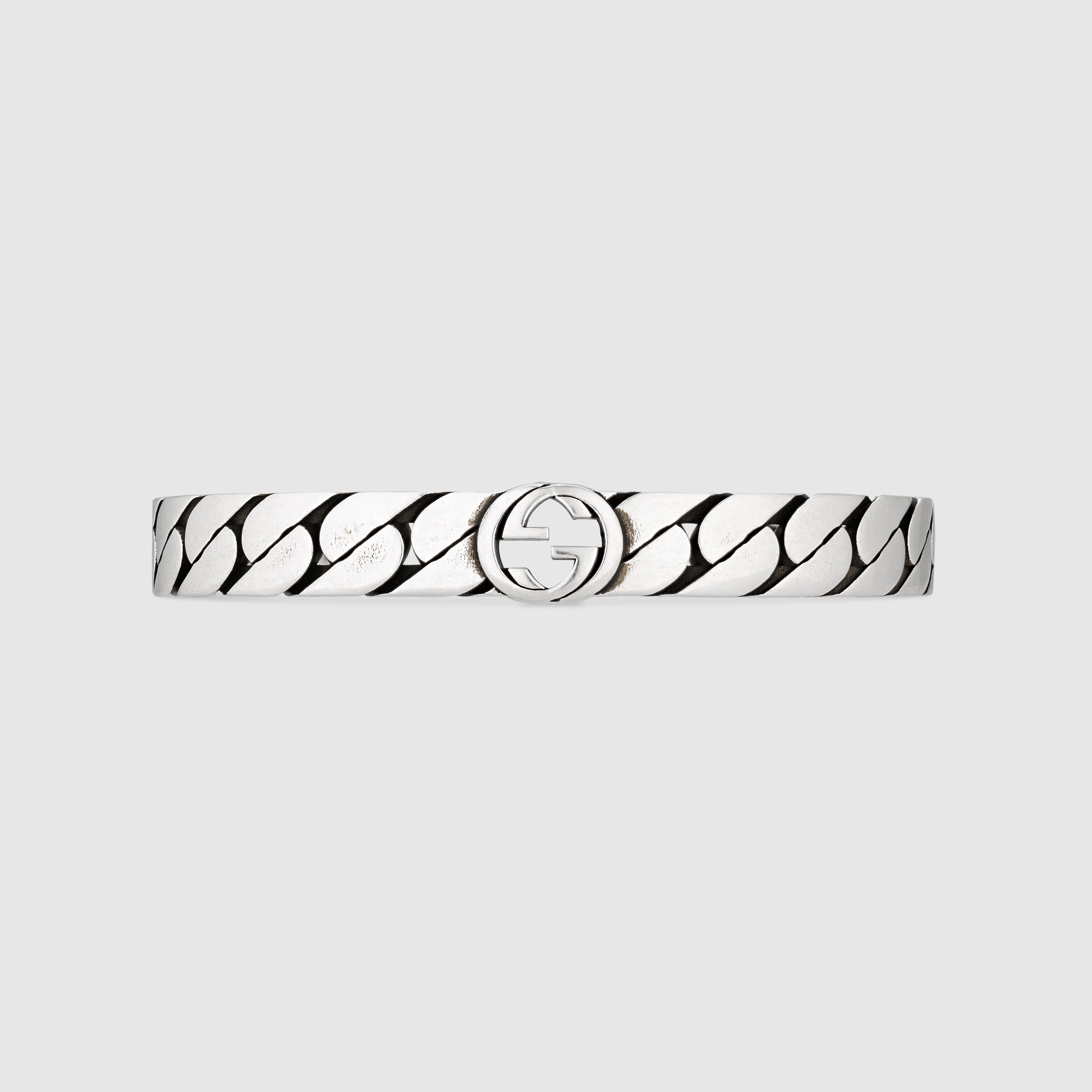 661528_J8400_0728_002_100_0000_Light-Wide-Interlocking-G-bracelet.jpg